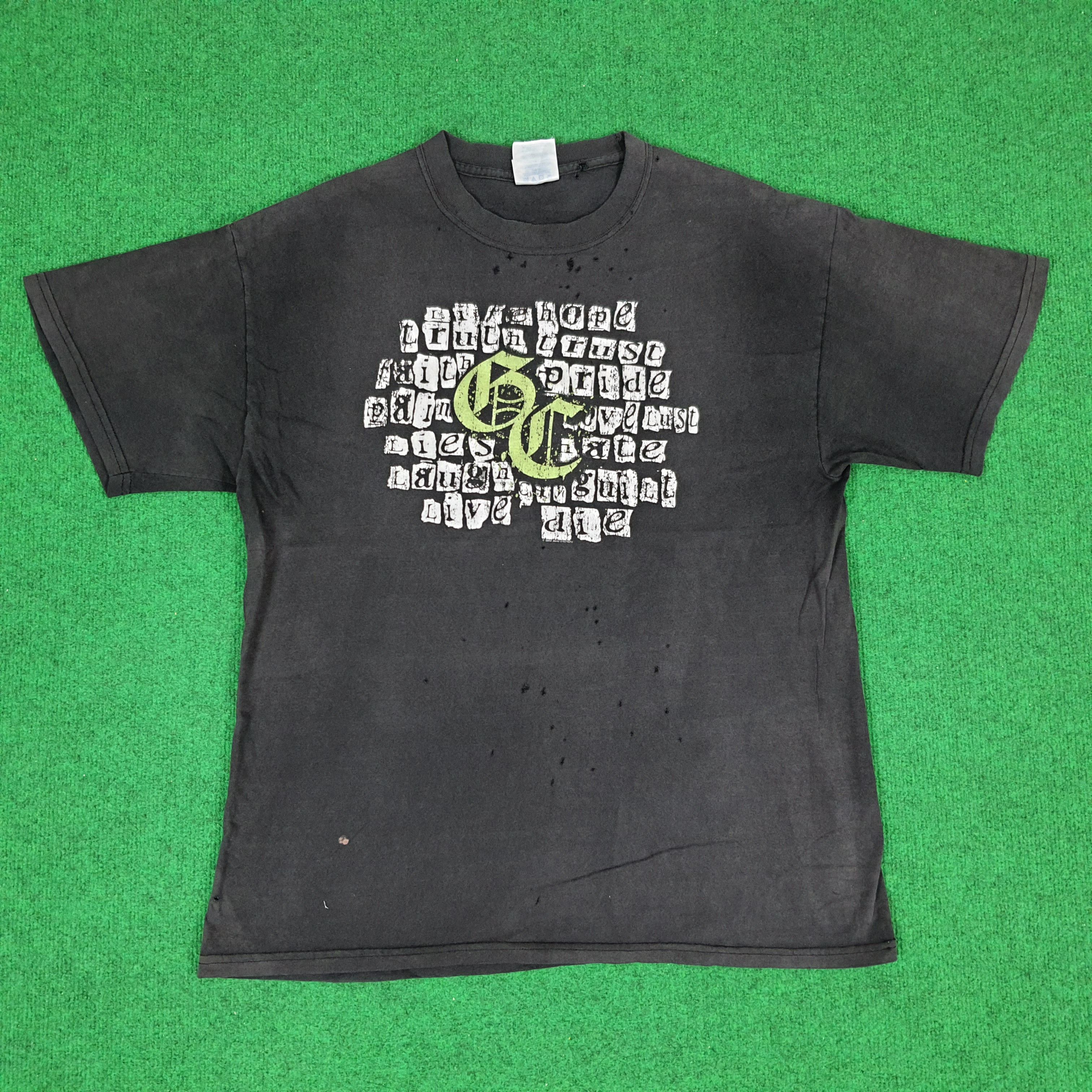 Band Tees × Vintage Vintage Good Charlotte Band Rock Tour Distressed T-shirt Size US L / EU 52-54 / 3 - 1 Thumbnail