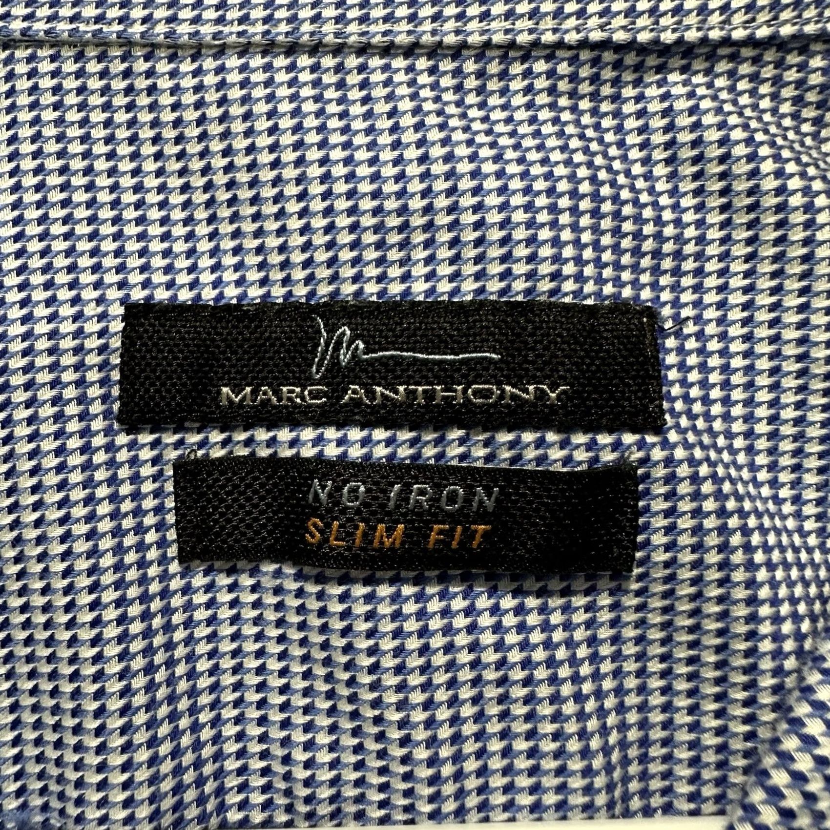 Marcs Marc Anthony Shirt Mens 16.5 36-37 Blue Houndstooth No Iron Slim Fit Dress READ Shirt Mens 16.5 36-37 Blue Houndstooth No Iron Slim Fit Dress READ Size 46R - 6 Thumbnail