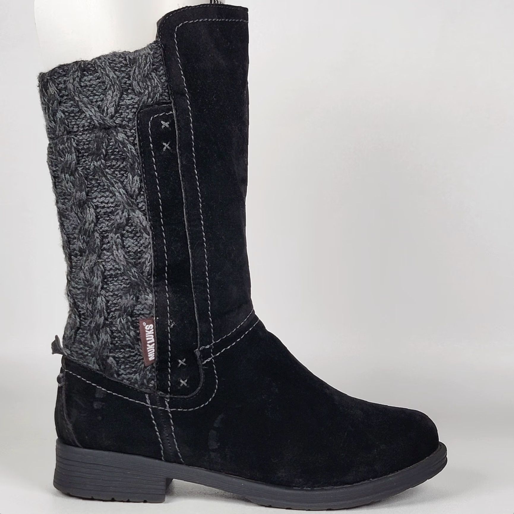 Vintage MUK LUKS Women’s Boot Mid Calf Black Knit Faux Fur Zip Up Casey 9 Snow Boot Vintage No? Size US 9 / IT 39 - 3 Thumbnail