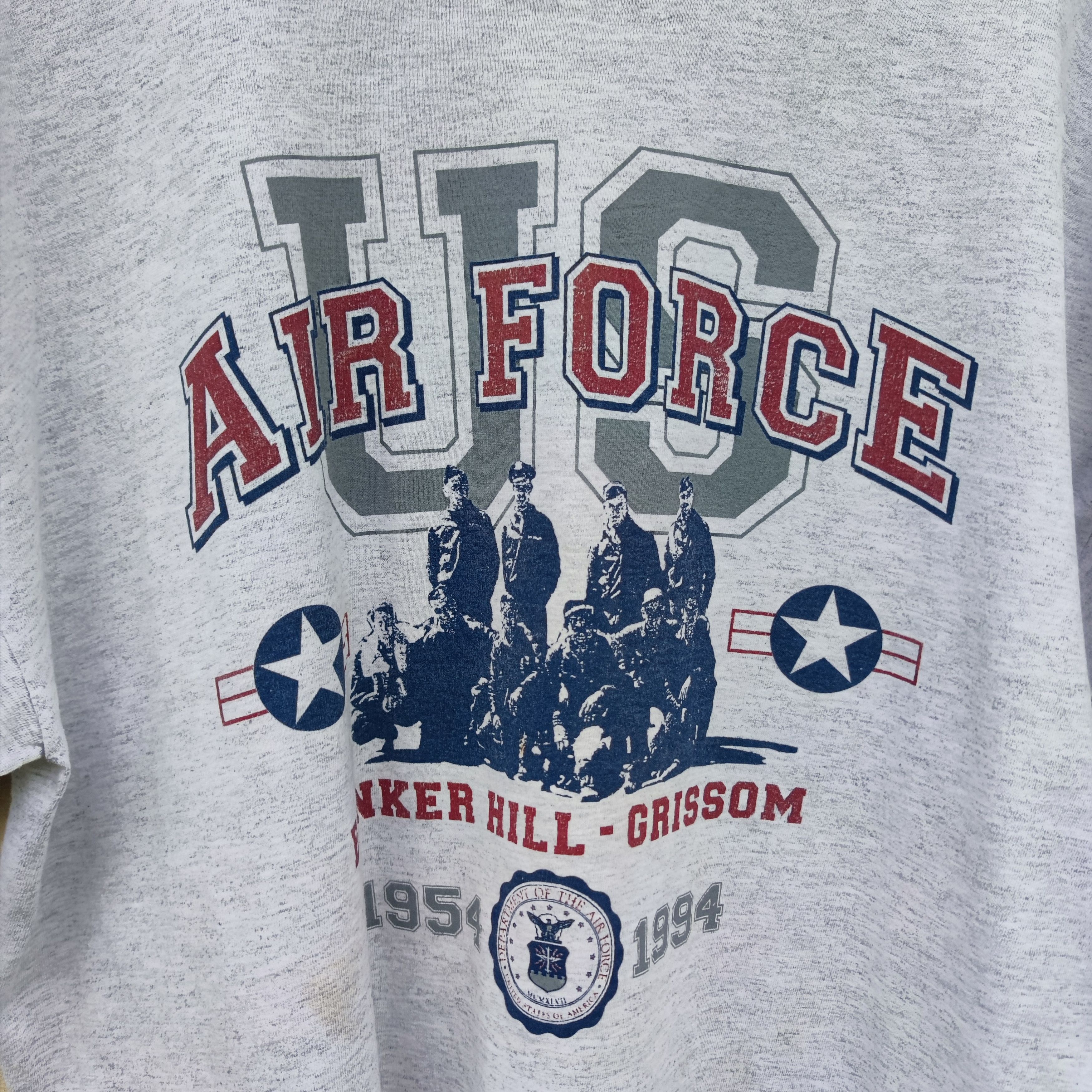 Vintage Vintage 90s US air force Bunkers Hill Grissom T Shirt Size US S / EU 44-46 / 1 - 4 Thumbnail