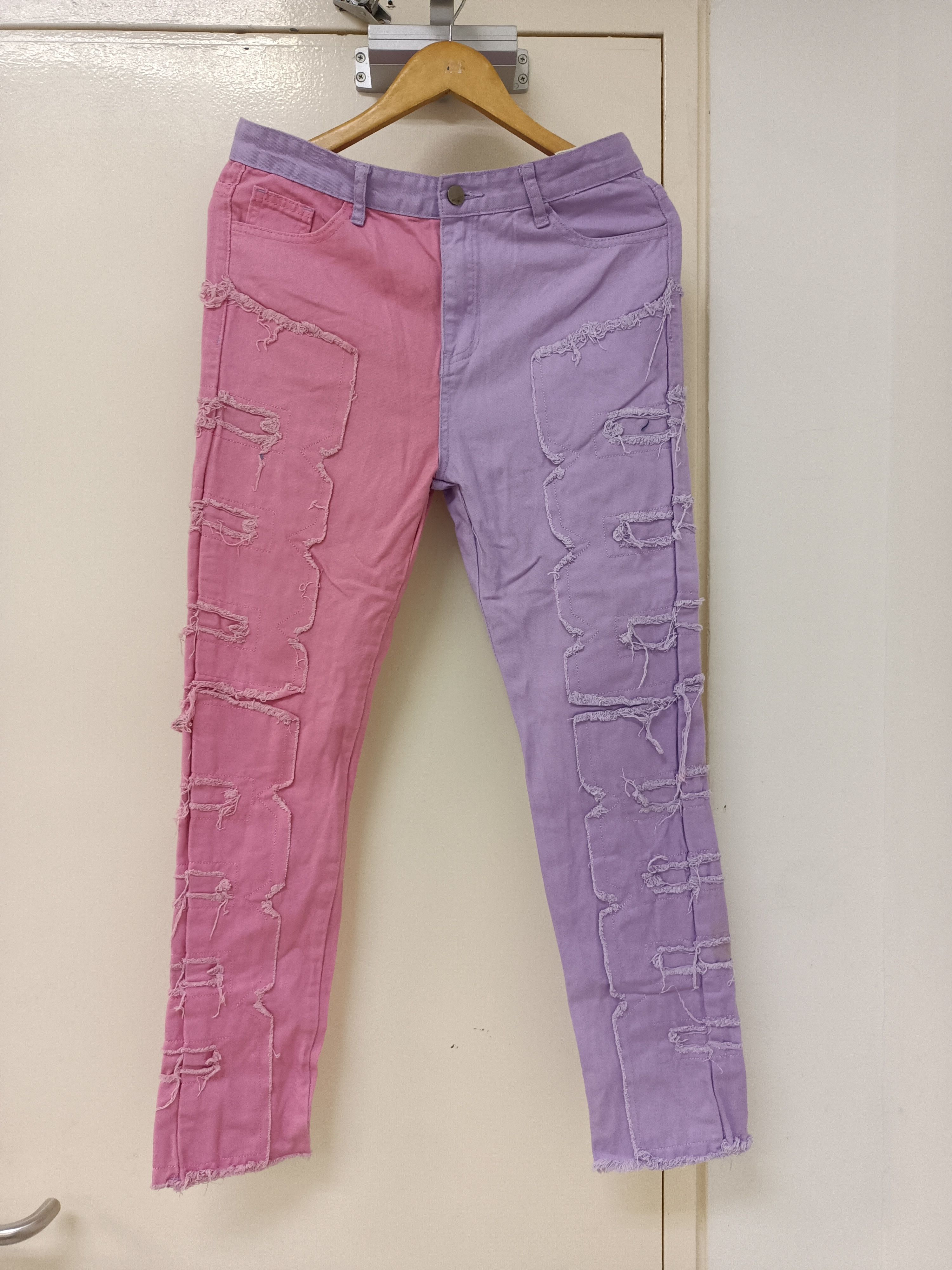 Japanese Brand Two-Tone Distressed Jeans Size US 30 / EU 46 - 1 Thumbnail