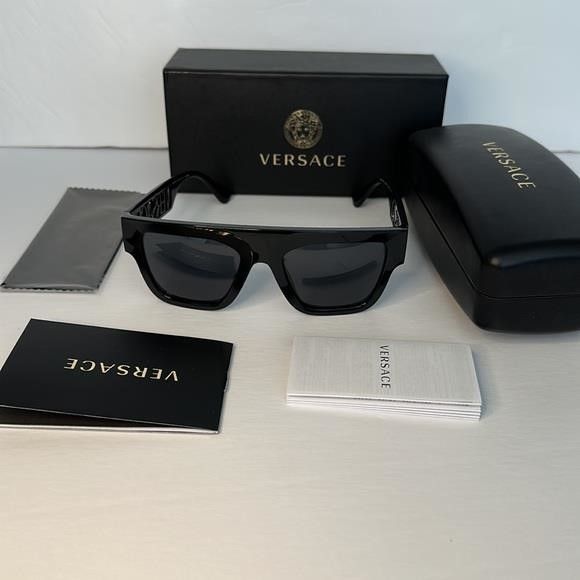 Versace New Versace 4430U Sunglasses GB1/81 - Black - Polar Dark Gre Size ONE SIZE - 3 Thumbnail