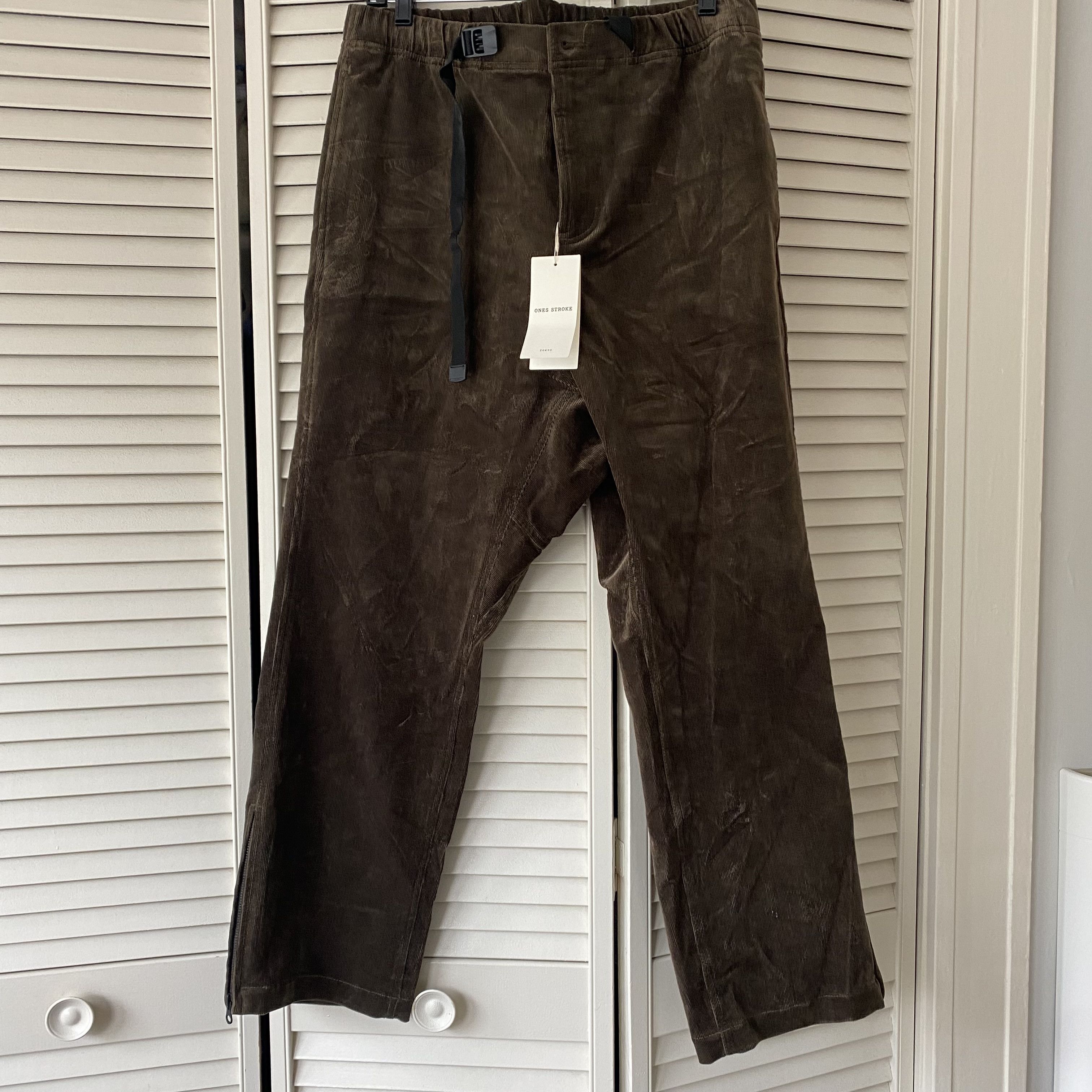 Image of Ones Stroke Corduroy Drawstring Tapered Trouser Size L in Brown, Men's