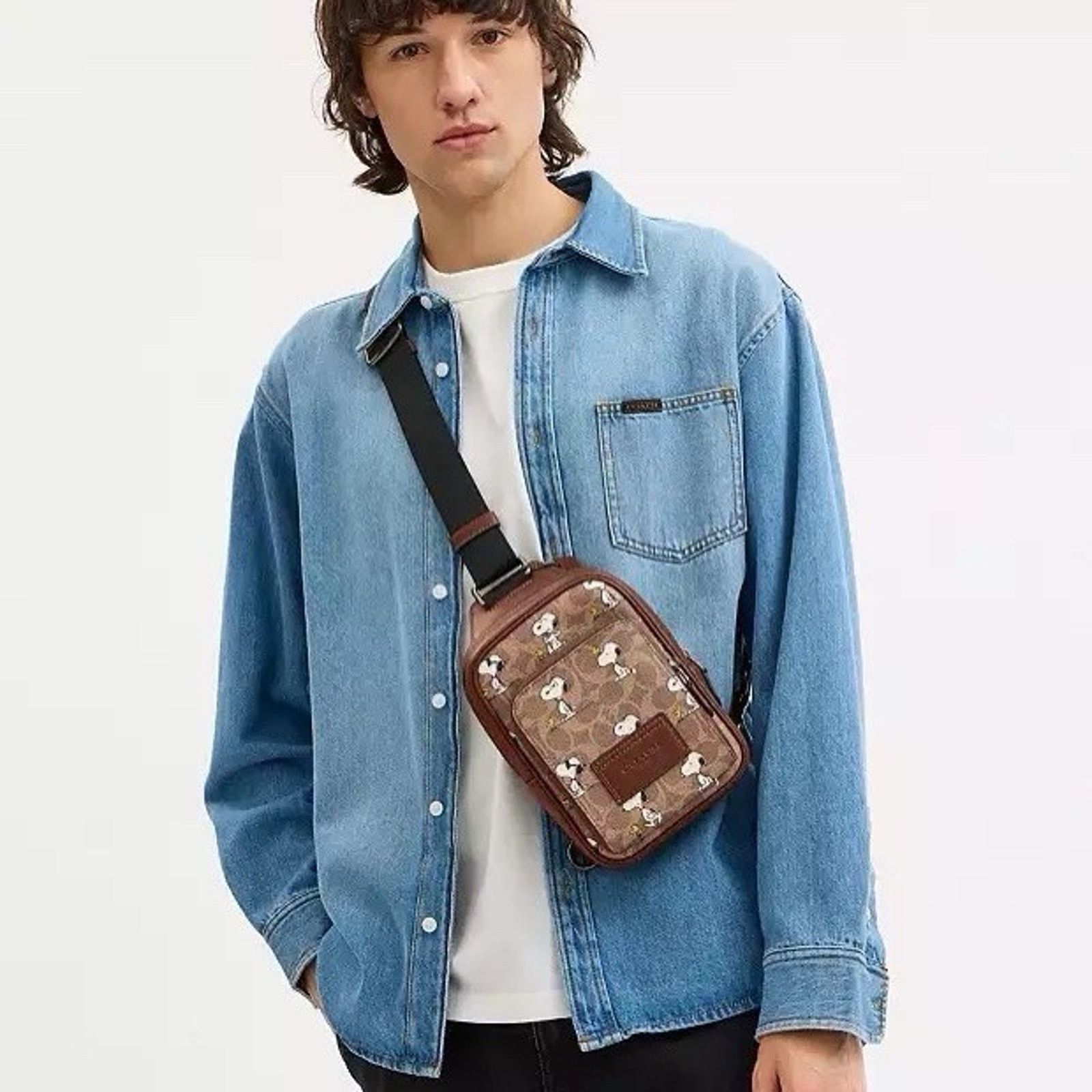 Coach NWT Coach X Peanuts Racer Sling Pack With Snoopy Print CBK47 Size ONE SIZE - 7 Thumbnail