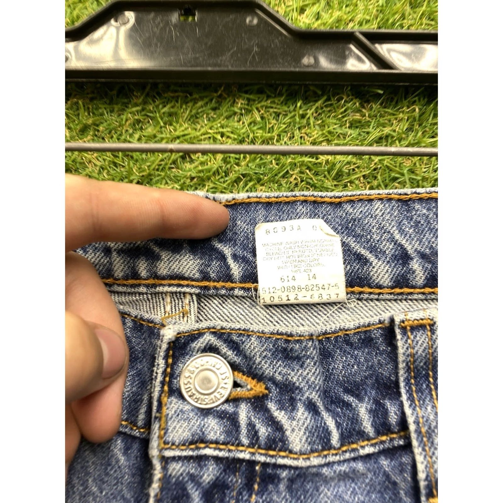 Levi's VINTAGE Levi's 512 Jeans Womens Juniors 28x30 Slim Straight Blue Medium Wash Casual Floor Size 34" / US 12 / IT 48 - 5 Thumbnail