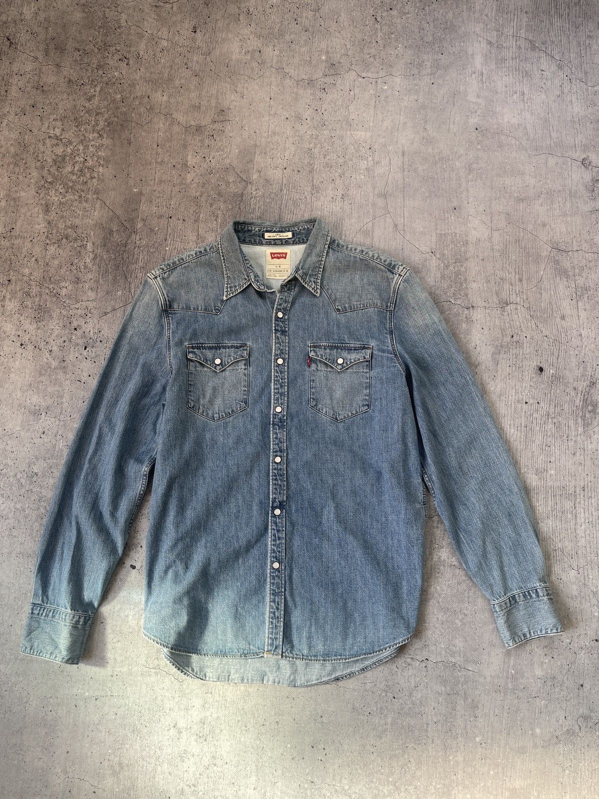 Levi's Levis shirt overshot denim size Large Size US L / EU 52-54 / 3 - 1 Thumbnail