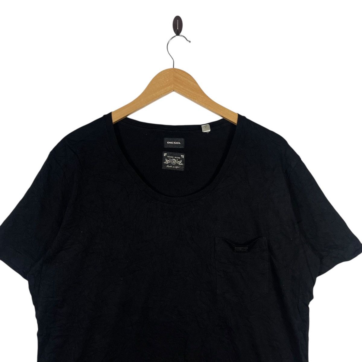 Diesel Diesel Black Pocket T-Shirt | Minimal Essential Metal Logo Size US XL / EU 56 / 4 - 2 Thumbnail