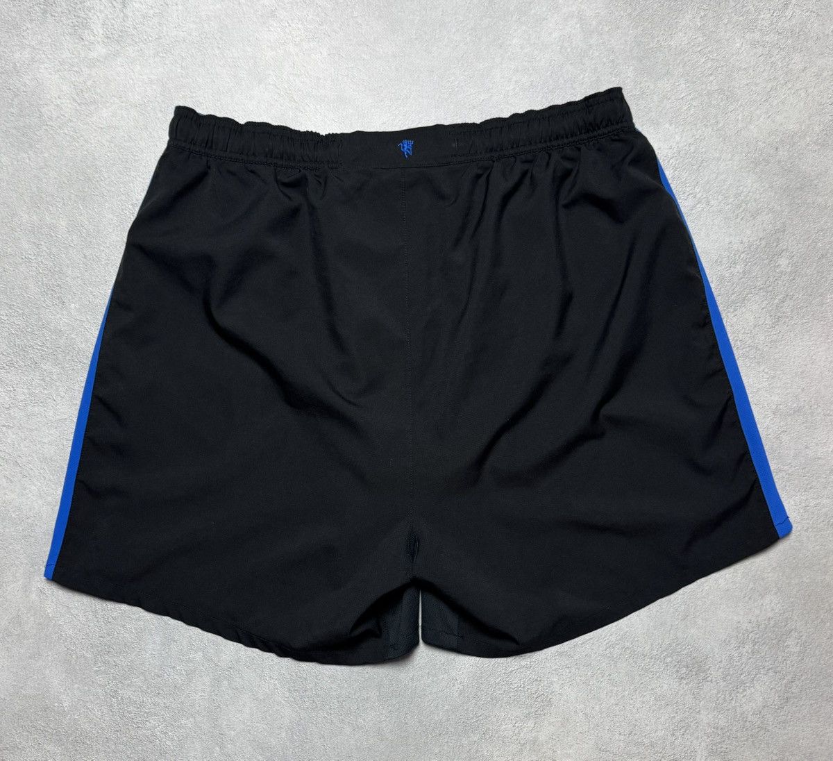 Nike Manchester United 2009 2010 Away Football Soccer Shorts Nike Size US 38 / EU 54 - 2 Thumbnail