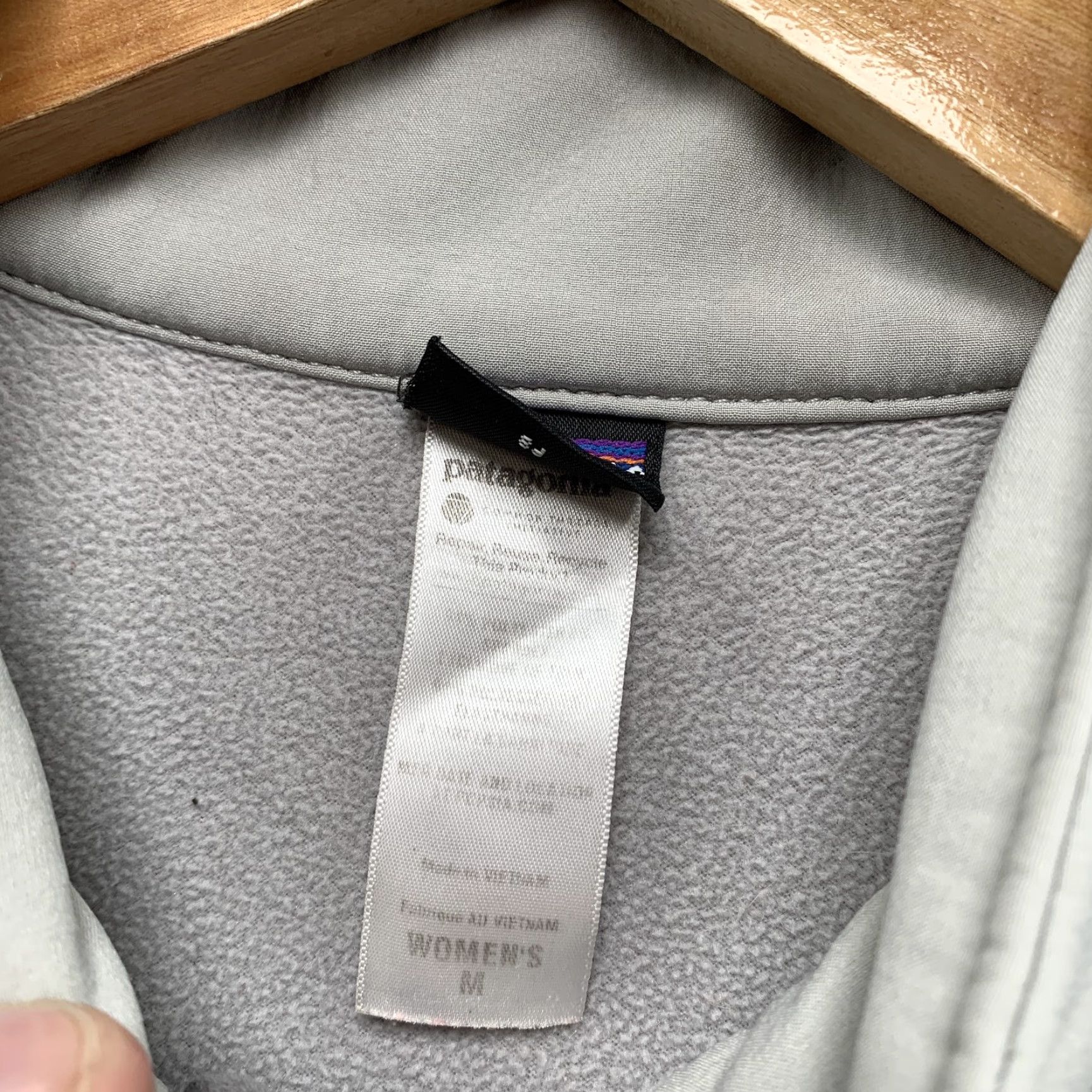Patagonia Patagonia Jacket Womens M Gray Zip-Up Fleece Lined Outdoor Casual Size M / US 6-8 / IT 42-44 - 4 Thumbnail