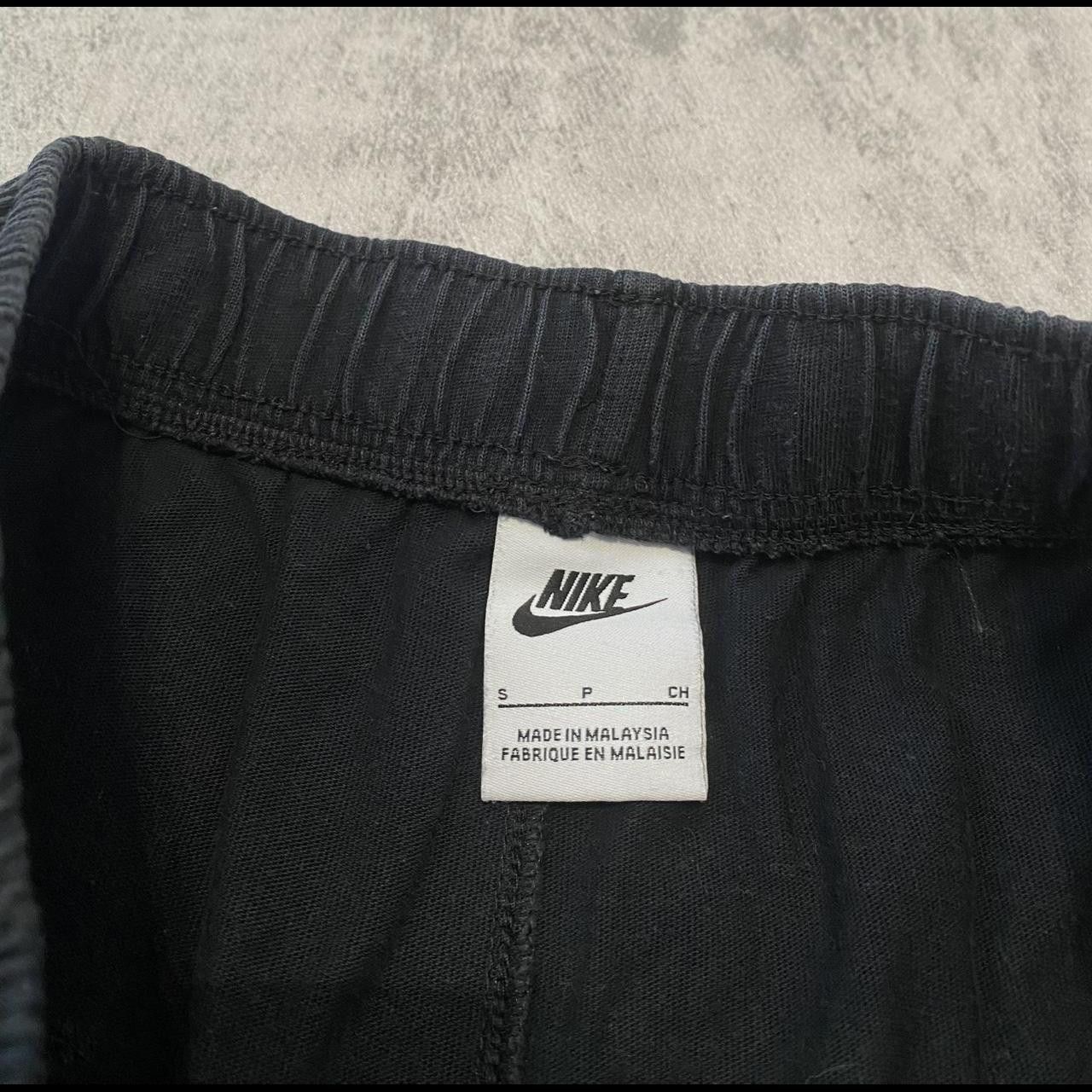 Nike Nike Shorts Sportswear Rap hip hop vintage y2k Black Size US 30 / EU 46 - 4 Thumbnail