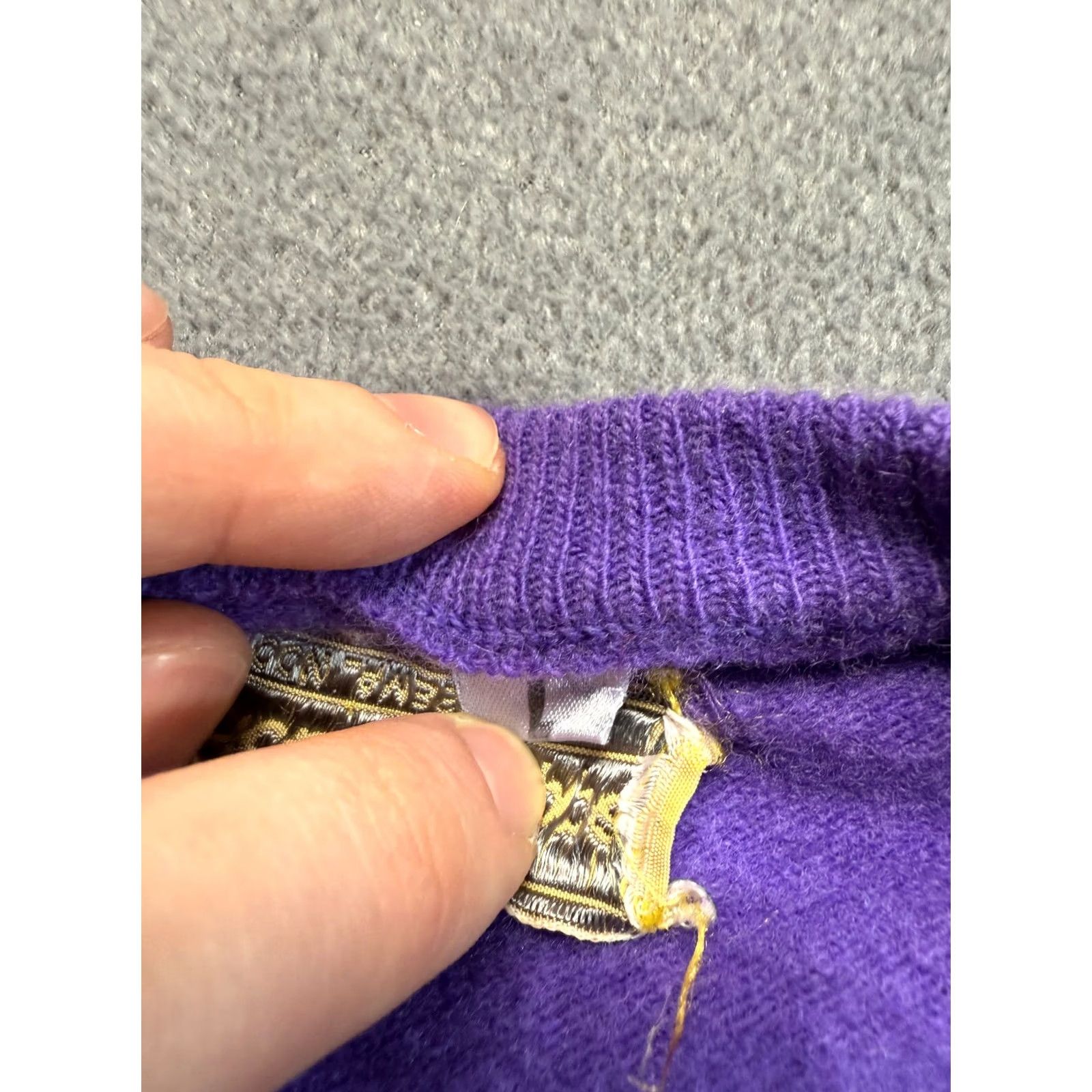Kappa Vintage Robe di Kappa Lambswool sweater purple womens L size Pullover cardigan style not specified Shirt Size L / US 10 / IT 46 - 4 Thumbnail