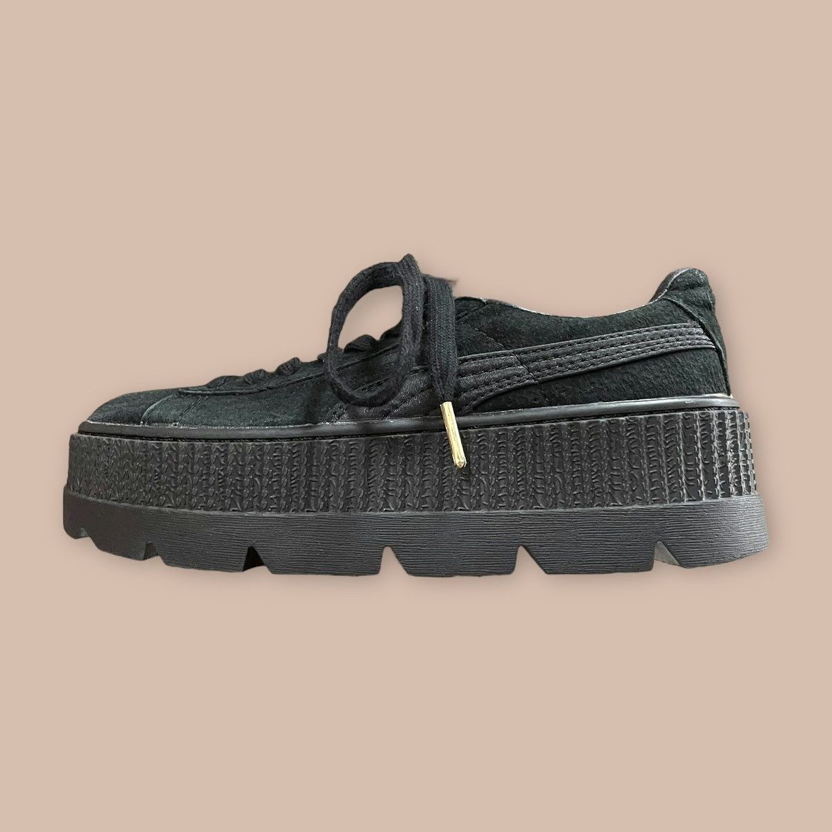 Fenty × Puma PUMA Rihanna x Fenty Cleated Creeper 'Black' Size US 6 / EU 39 - 16 Thumbnail