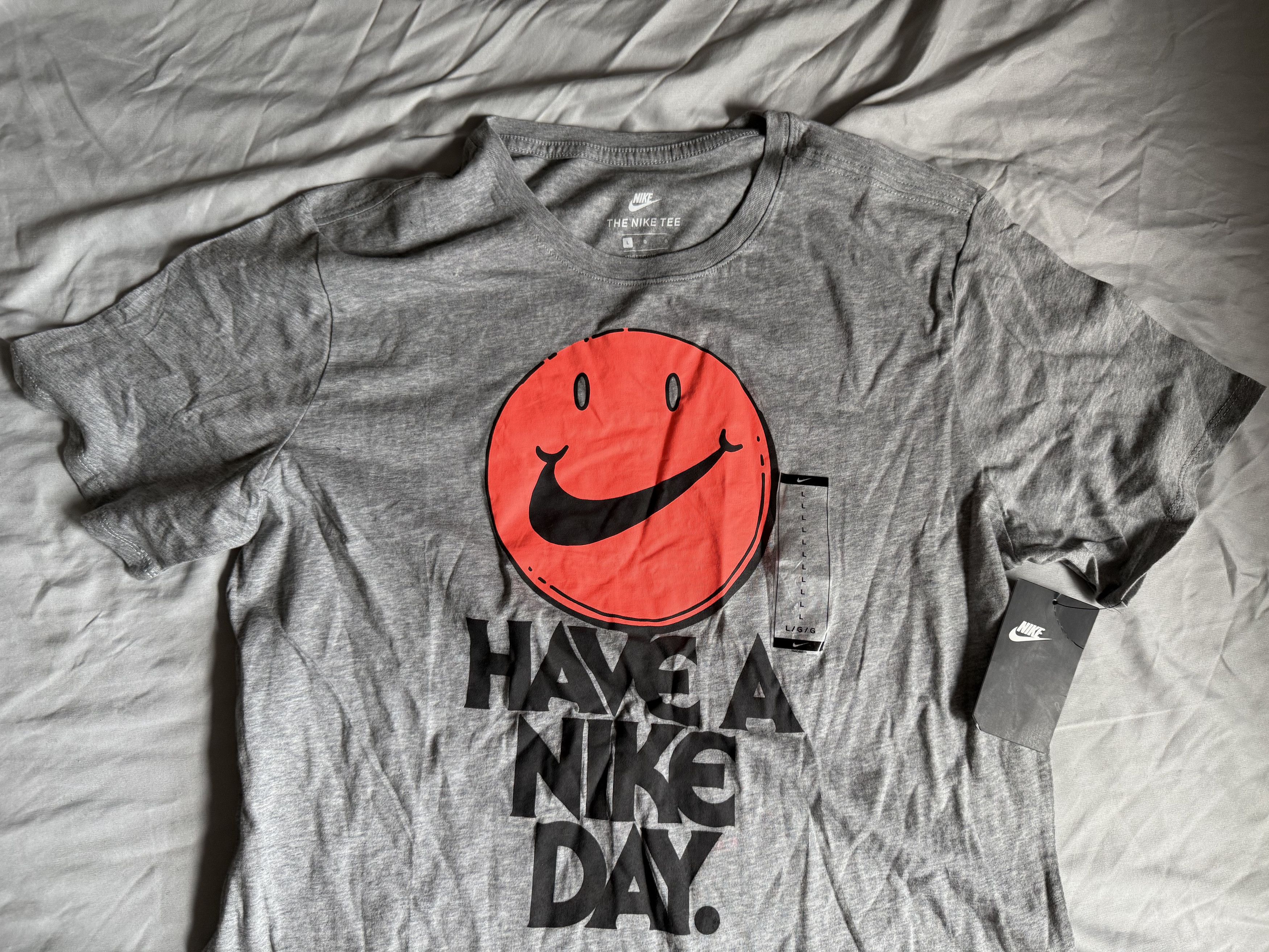 Nike Nike "Have a Nike Day" Tee Shirt Large $95 Size US L / EU 52-54 / 3 - 1 Thumbnail