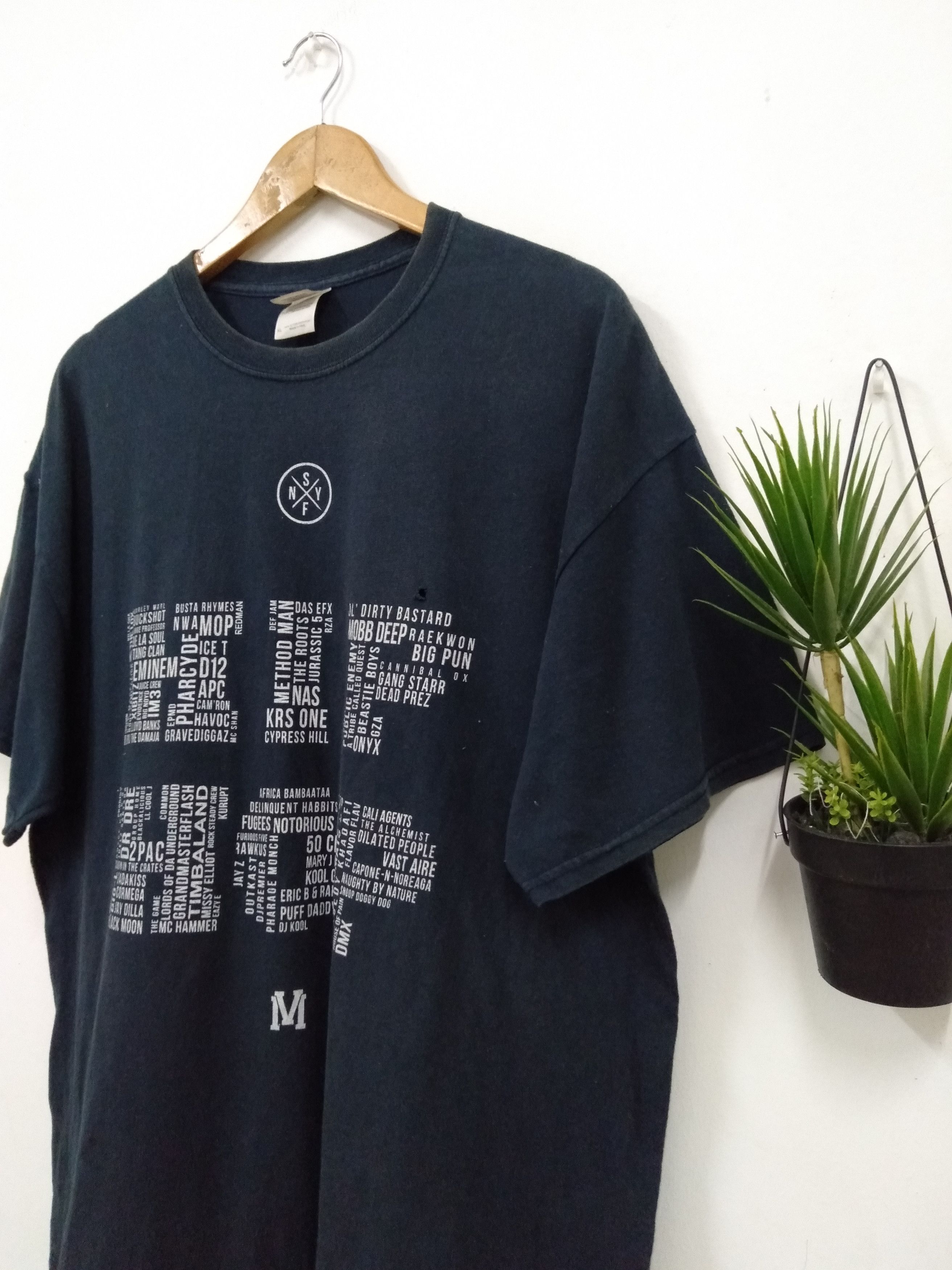 Band Tees Vintage Dr. Dre Eminem Tupac snoop dog Noreaga t shirt Size US XL / EU 56 / 4 - 5 Thumbnail