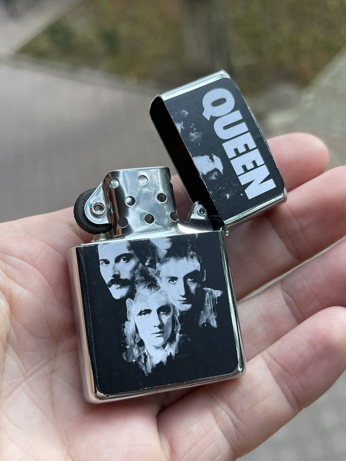 Vintage Queen vintage lighter 00s Size ONE SIZE - 3 Thumbnail