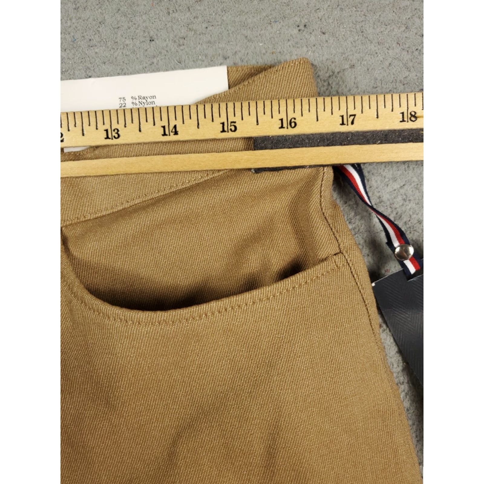 Tommy Hilfiger Tommy Hilfiger Pants Mens 33x32 Blue Chino Flat Front Dress Slacks Size US 33 - 4 Thumbnail