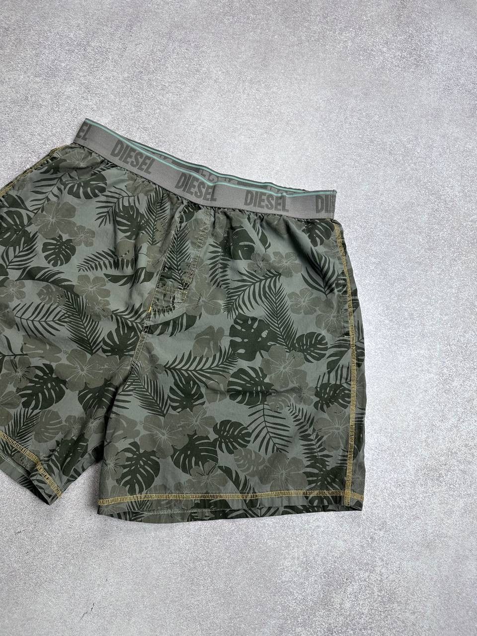 Diesel × Vintage Vintage Diesel Summer Shorts Y2K M Size US 32 / EU 48 - 2 Thumbnail
