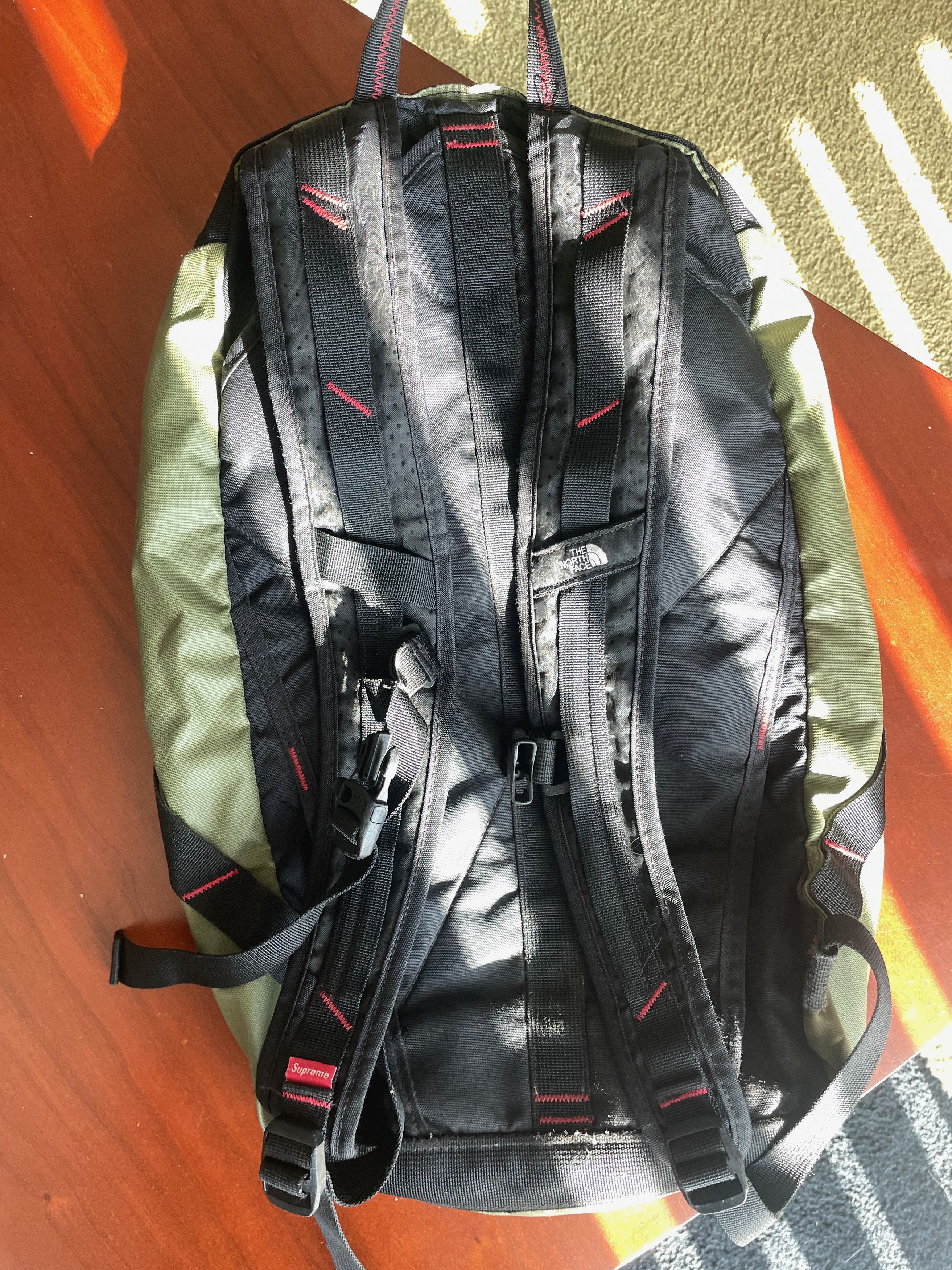 Supreme × The North Face Supreme The North Face Summit Series  