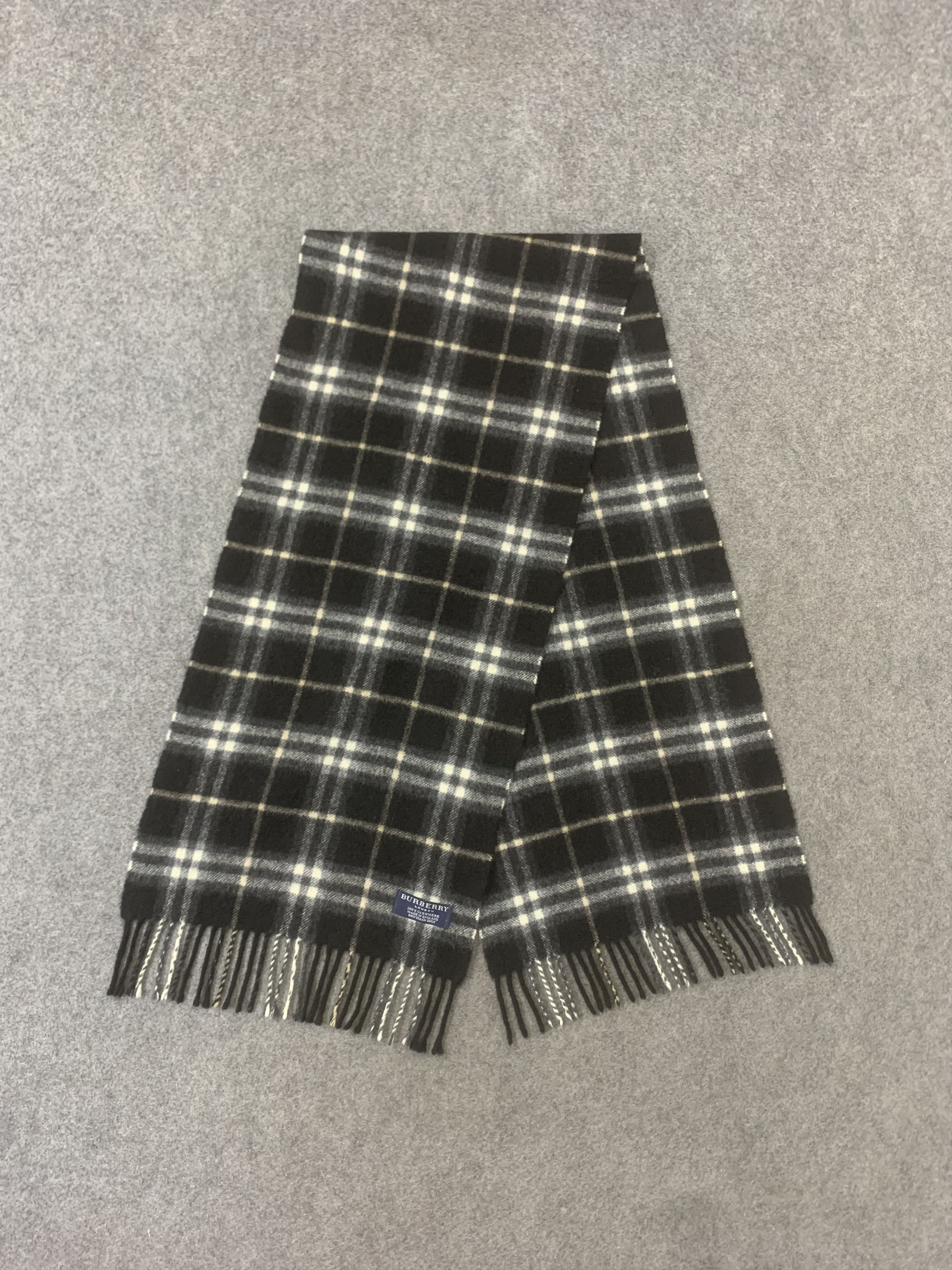 Burberry Burberry Scarf Cashmere Muffler Neck Wrap BL9271 Size ONE SIZE - 4 Thumbnail