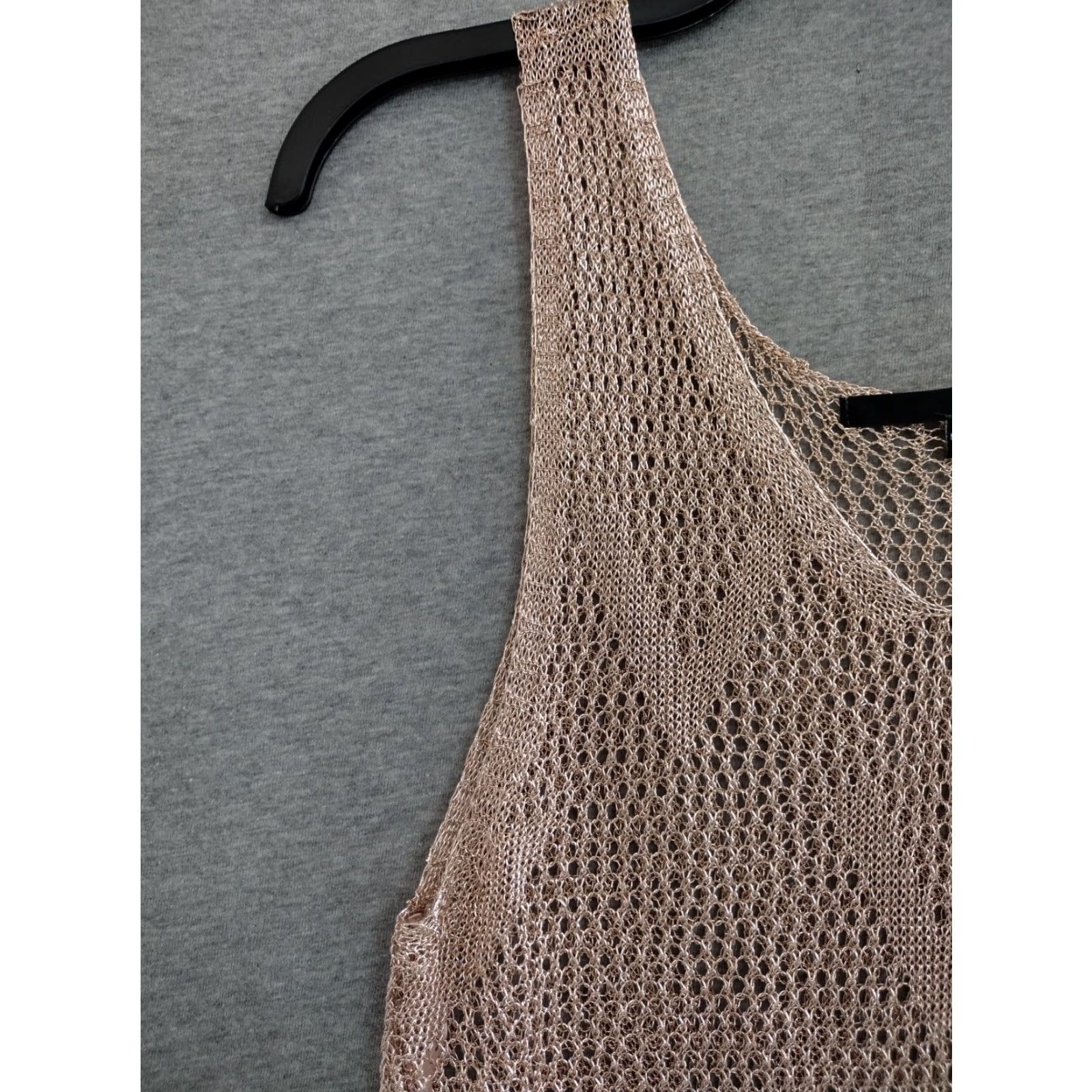Vintage Codigo Crochet Short Knit Dress Rose Gold M Women Sleeveless V-Neck Crocheted Lightweight Bodycon Casual Summer Spring Fall Size 32" / US 10 / IT 46 - 3 Thumbnail