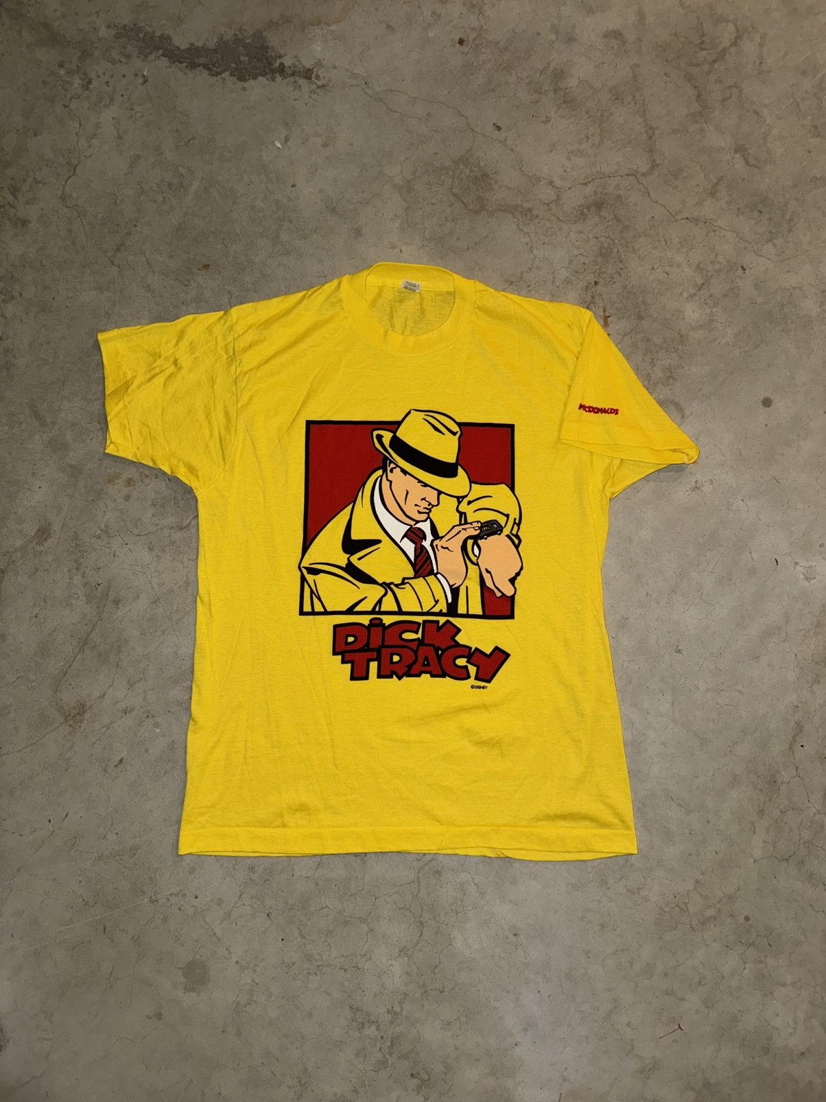 Disney Vintage 1990’s Disney McDonald’s Dick Tracy Promotional Tee Size US XL / EU 56 / 4 - 1 Thumbnail