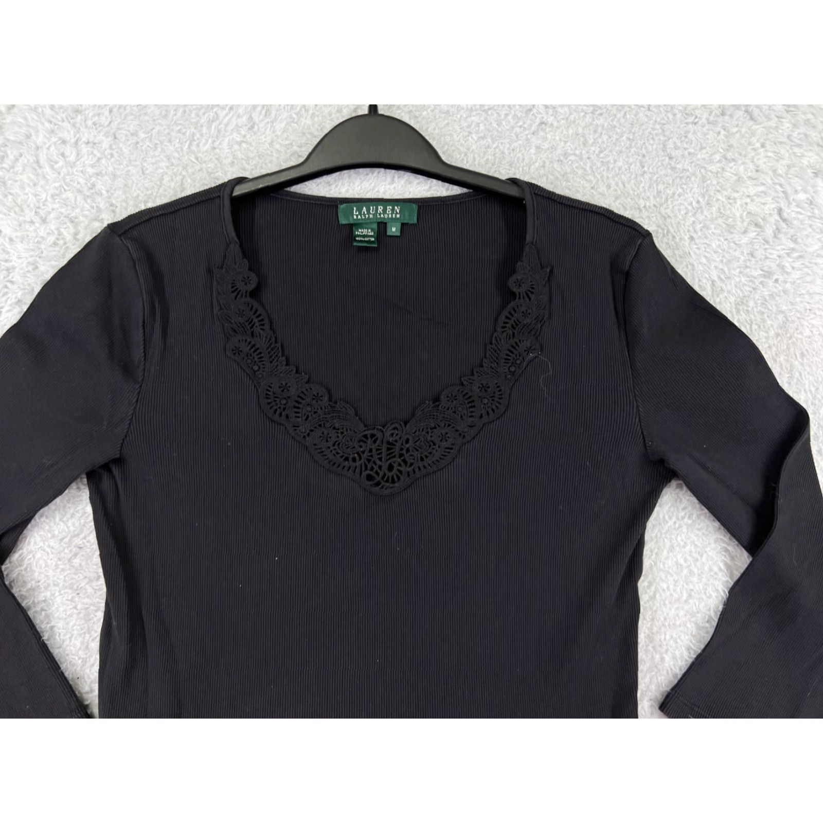Ralph Lauren Lauren Ralph Lauren Shirt Juniors Medium Black Cotton Short Sleeve V-Neck Size M / US 6-8 / IT 42-44 - 4 Thumbnail