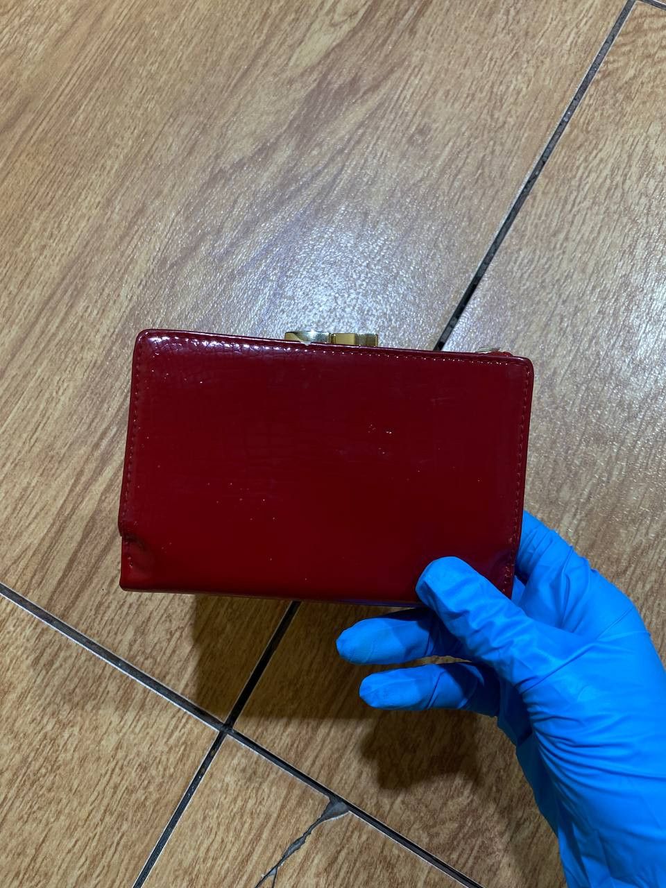 Versace Vintage luxury Versace Wallets logo red Y2K Size ONE SIZE - 7 Thumbnail