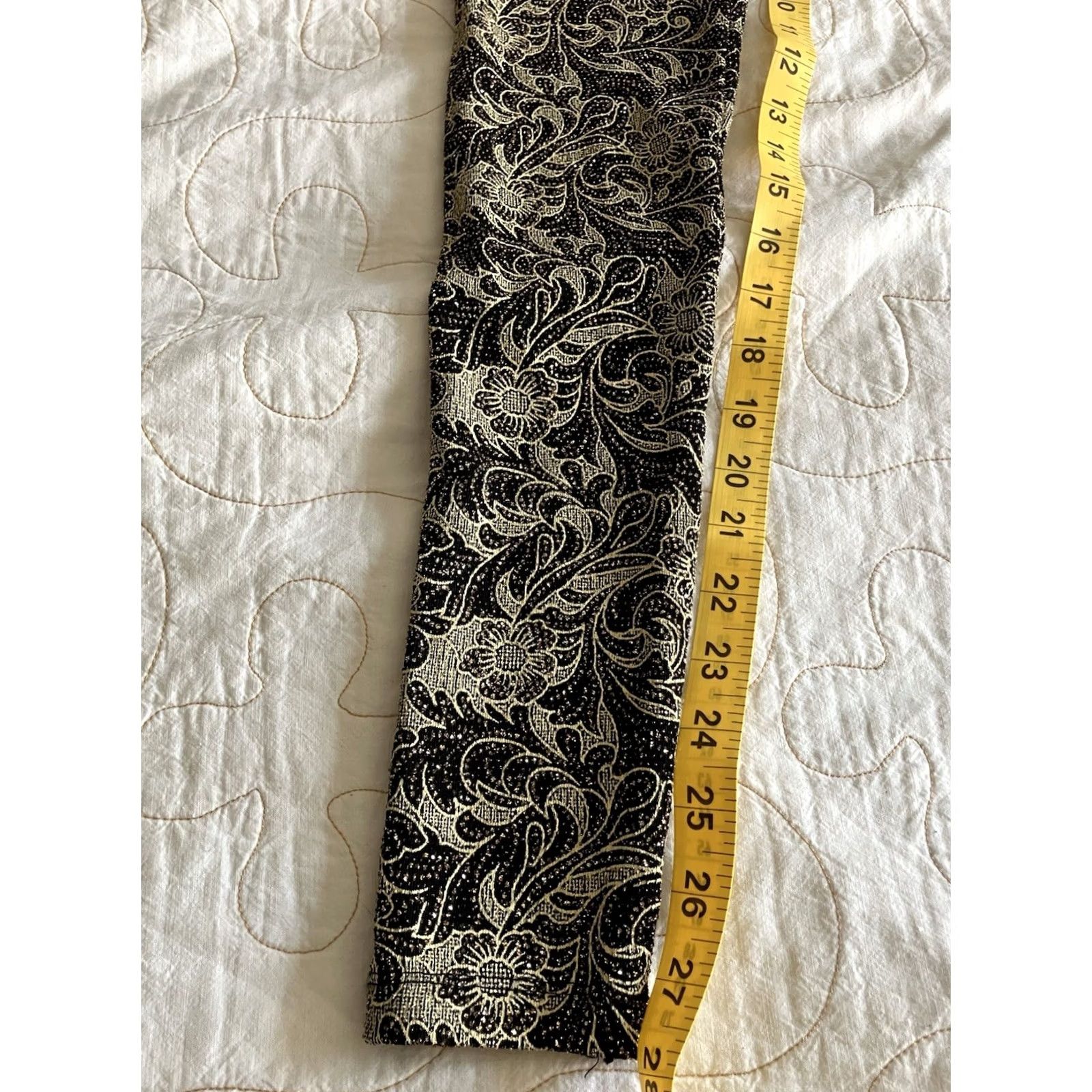 Topshop Topshop Black Gold 3D Floral Leggings Women Size 4 28L Ankle Casual Flower Stretch Polyester Blend Size 27" / US 4 / IT 40 - 5 Thumbnail