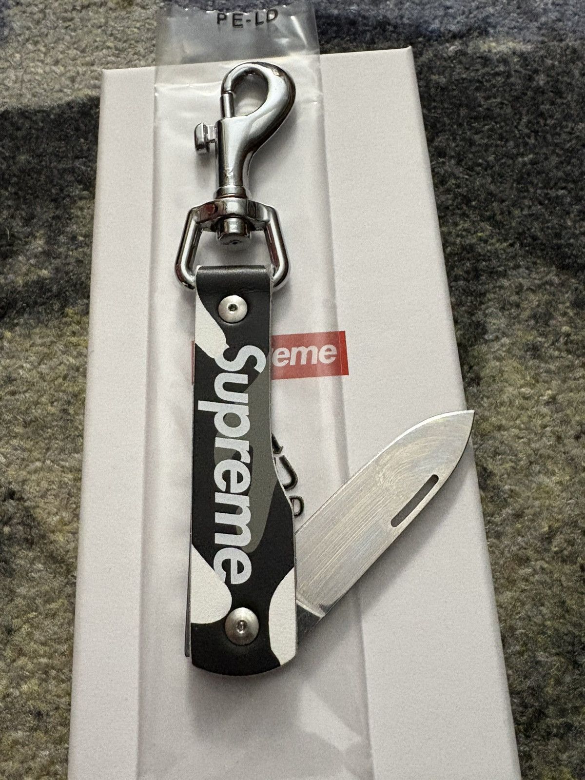 Supreme Supreme Victorinox Money Clip Knife | Grailed
