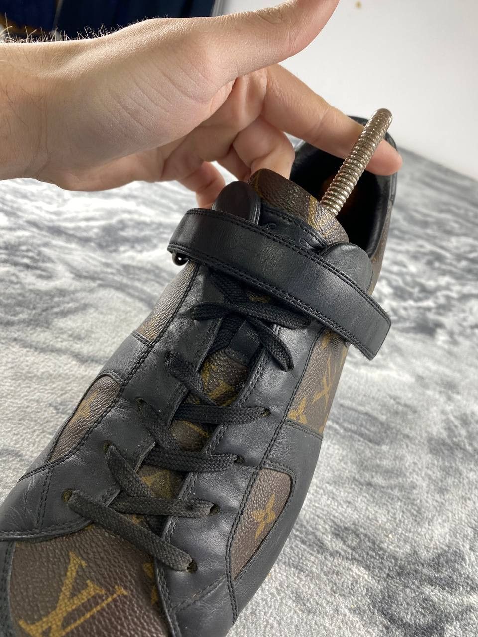 Louis Vuitton Louis Vuitton Globe Trotter Monogram Leather Sneakers Size US 9.5 / EU 42-43 - 18 Thumbnail