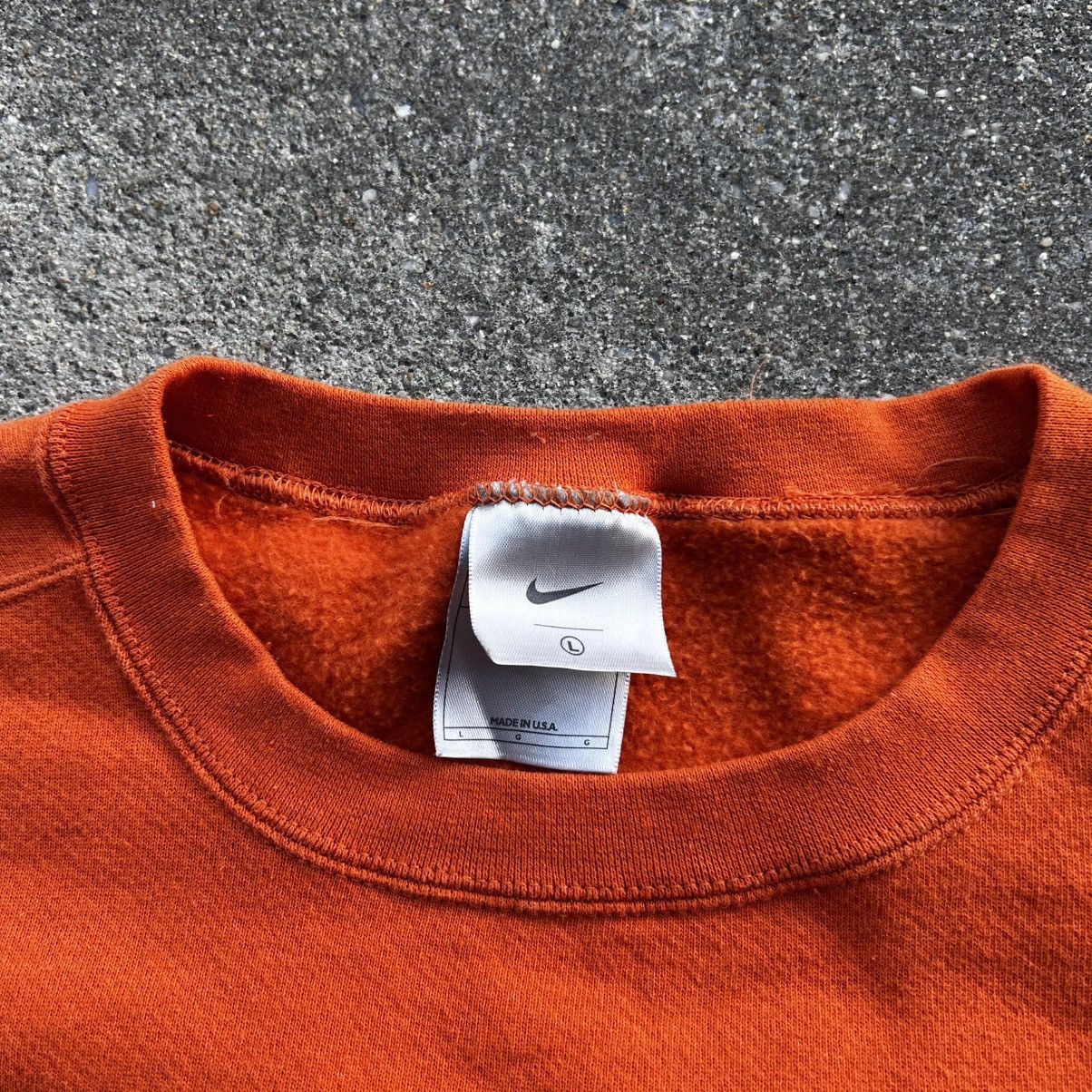Vintage 2000 nike orange swoosh sweatshirt Size US L / EU 52-54 / 3 - 4 Thumbnail
