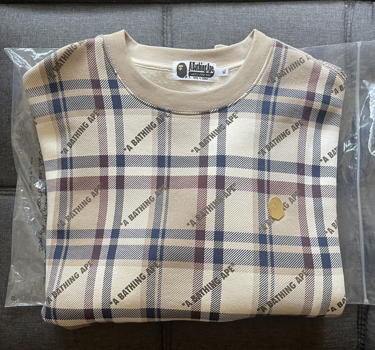 Bape BAPE A Bathing Ape Logo Check Pattern Crewneck Size US XL / EU 56 / 4 - 4 Thumbnail