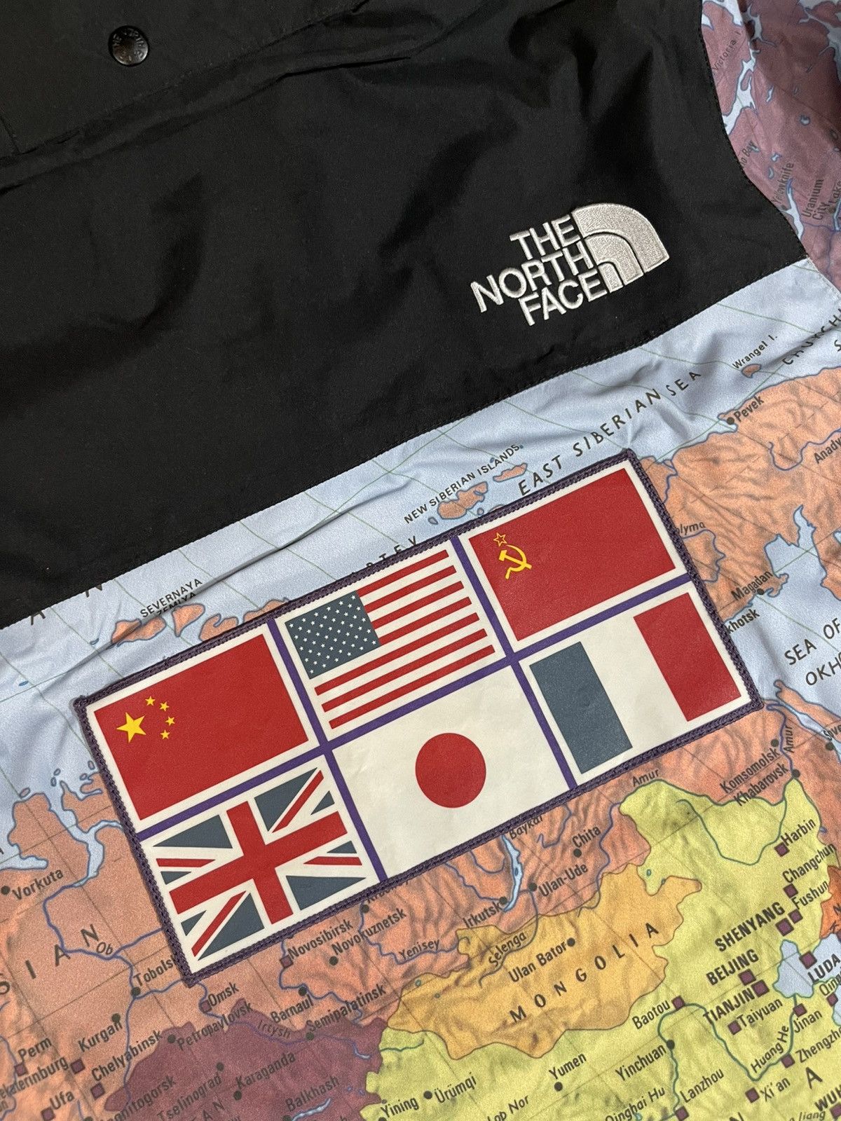 Supreme × The North Face 2014SS Supreme x TNF Atlas Map Expedition Coach Jacket Size US M / EU 48-50 / 2 - 2 Thumbnail