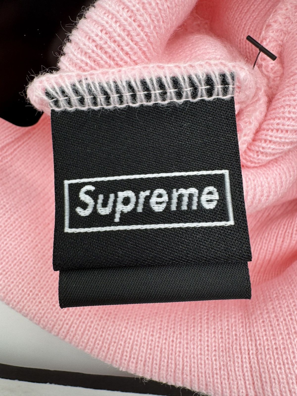 New Era × Supreme Supreme New Era Monogram Beanie Pink White Size ONE SIZE - 10 Thumbnail