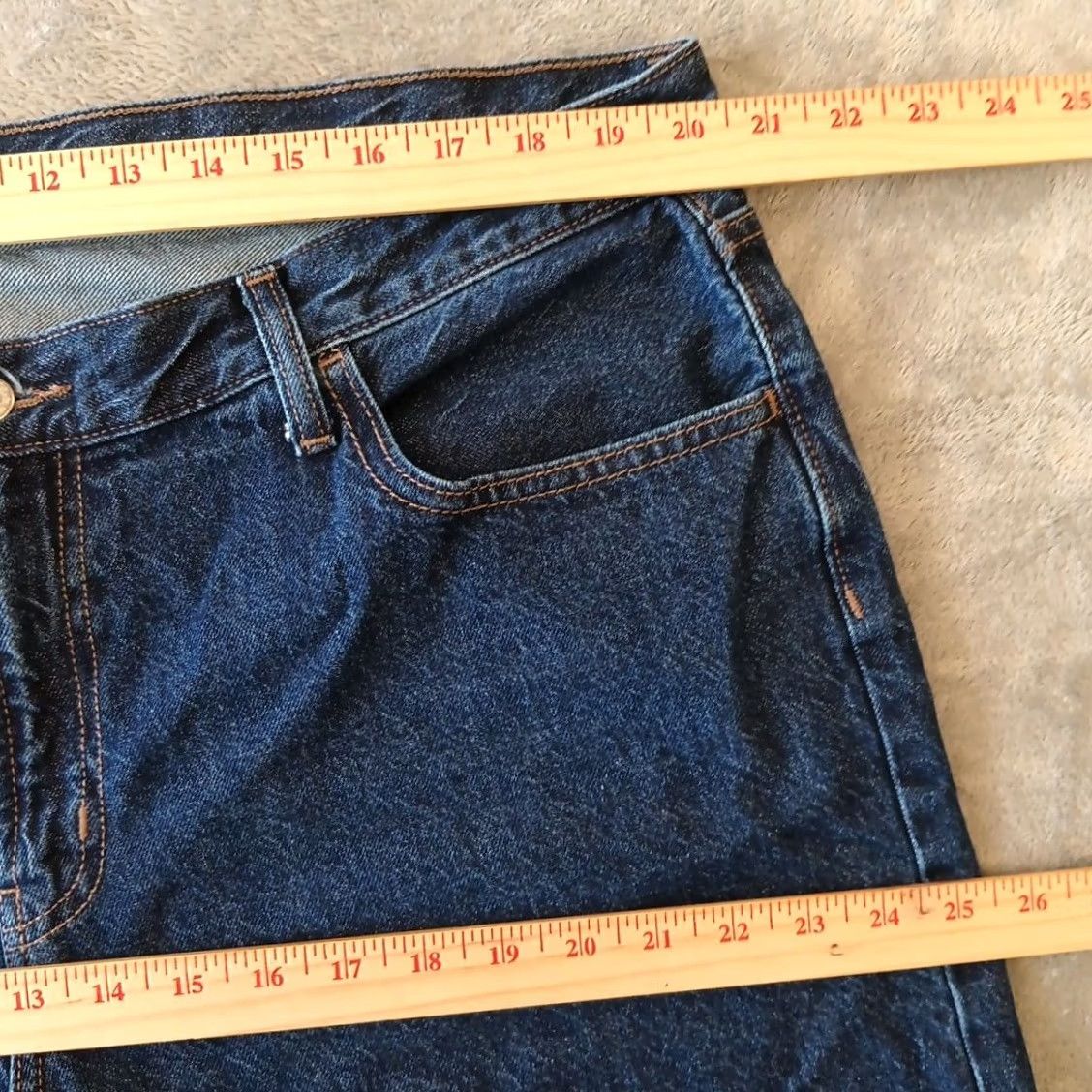 Old Navy Old Navy Jeans Womens 18 Dark Wash Wide-Leg High Rise 40x29 5-Pocket Denim Blue 90s Vintage? Size 40" / US 18 - 3 Thumbnail