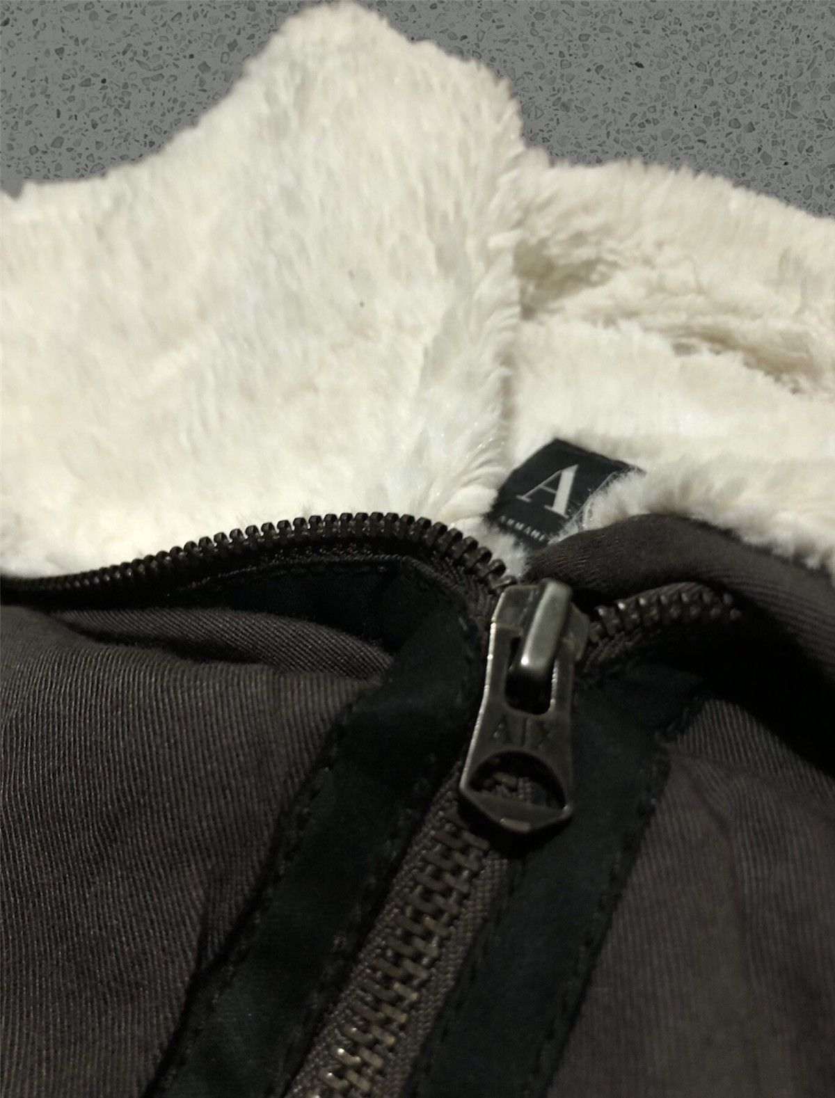 Armani × Armani Exchange × Designer Rare Armani Exchange Rayon Fur Vests Jacket Size US S / EU 44-46 / 1 - 2 Thumbnail