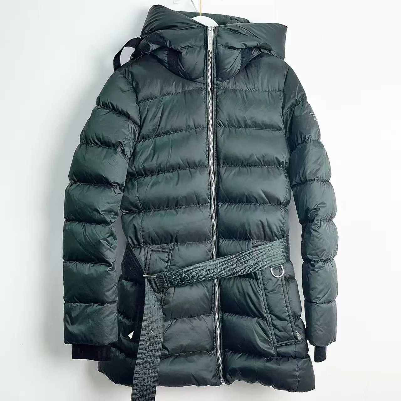 Burberry Burberry Women's Mid-Length Hooded Down Coat Size US XS / EU 42 / 0 - 1 Thumbnail