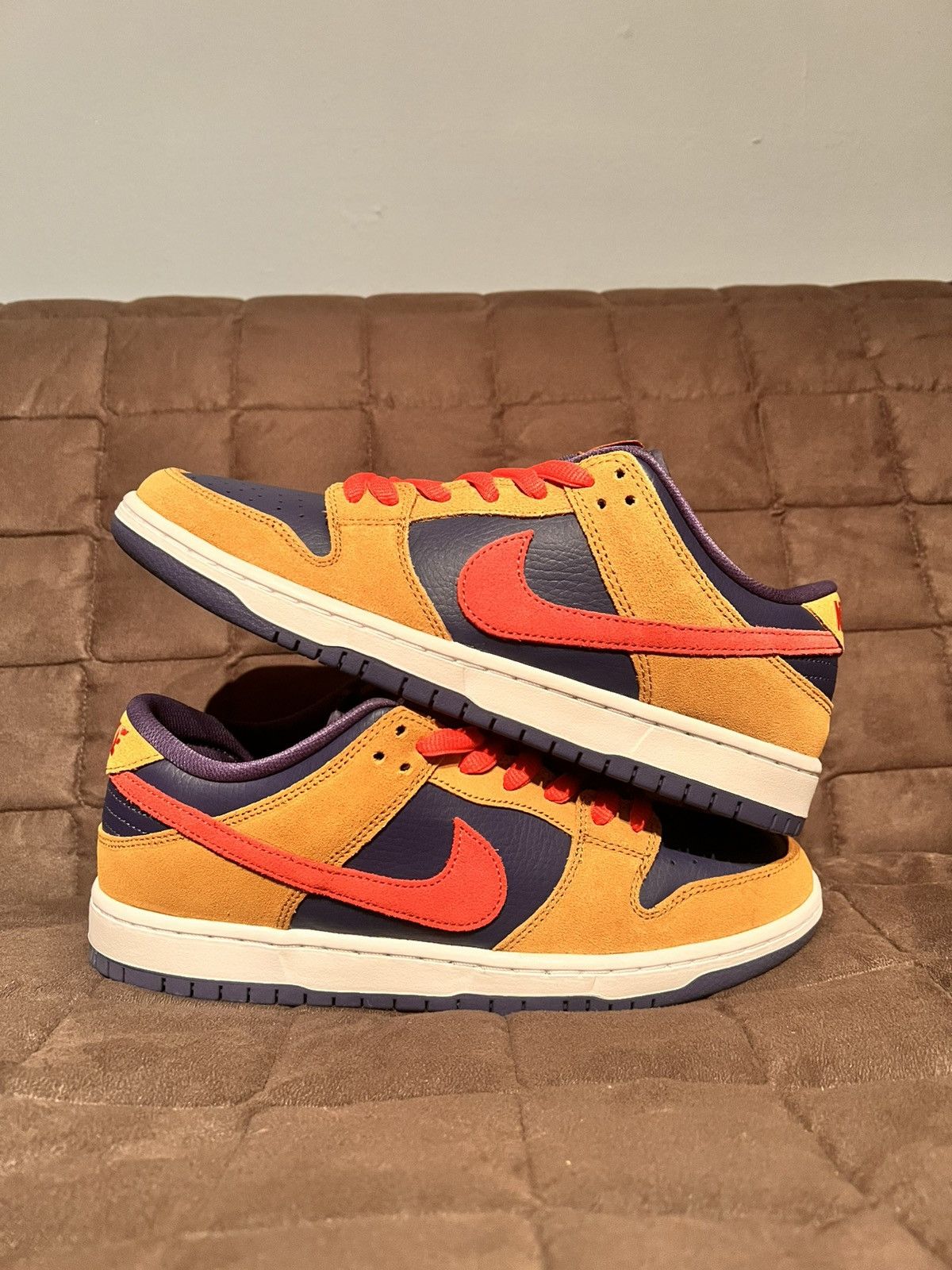 Nike DUNK LOW SB 'REVERSE PAPA BEAR' Size US 9 / EU 42 - 2 Thumbnail