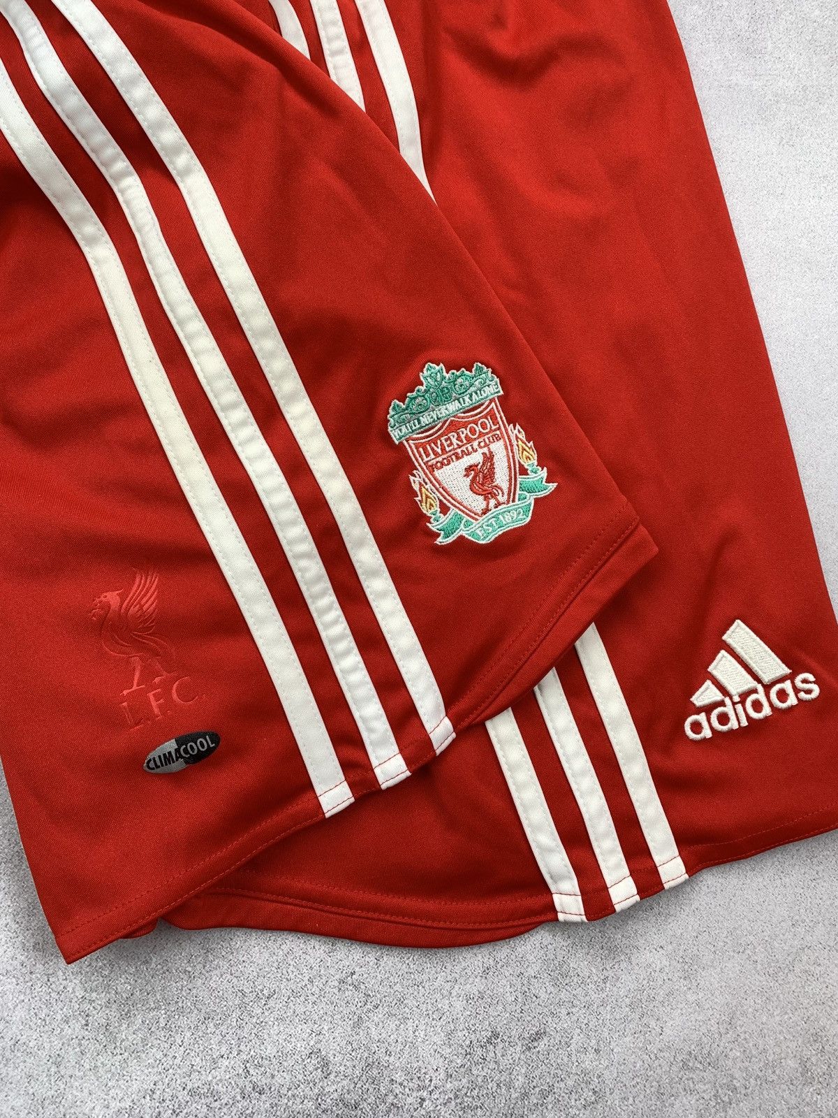 Adidas Adidas FC Liverpool 2008 Home Shorts Red\White Mens Size L Size US 32 / EU 48 - 4 Thumbnail
