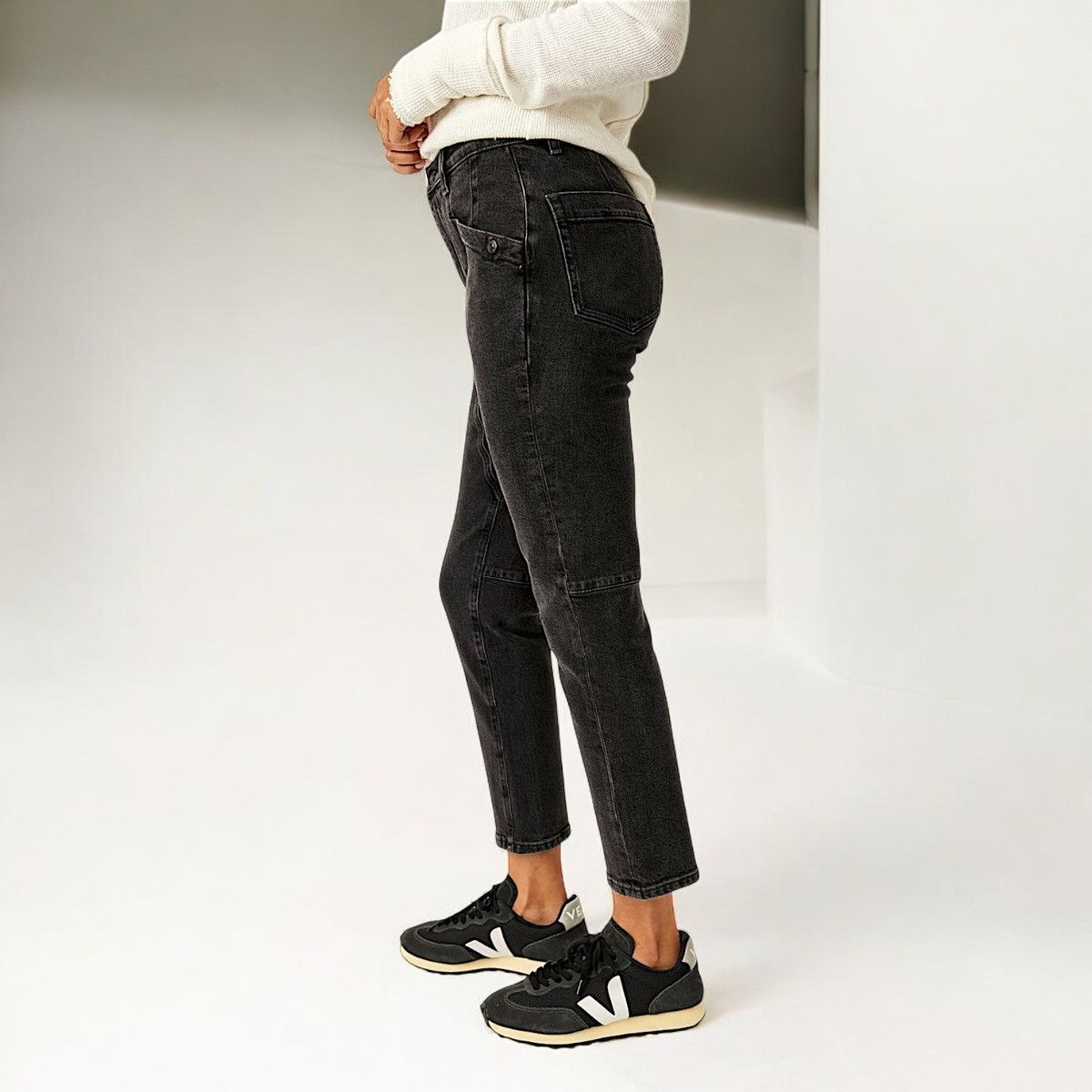 Free People Free People Wmn’s Black Skinny Mid Rise Slim Fit Jeans Sz 26 Size 26" / US 2 / IT 38 - 4 Thumbnail