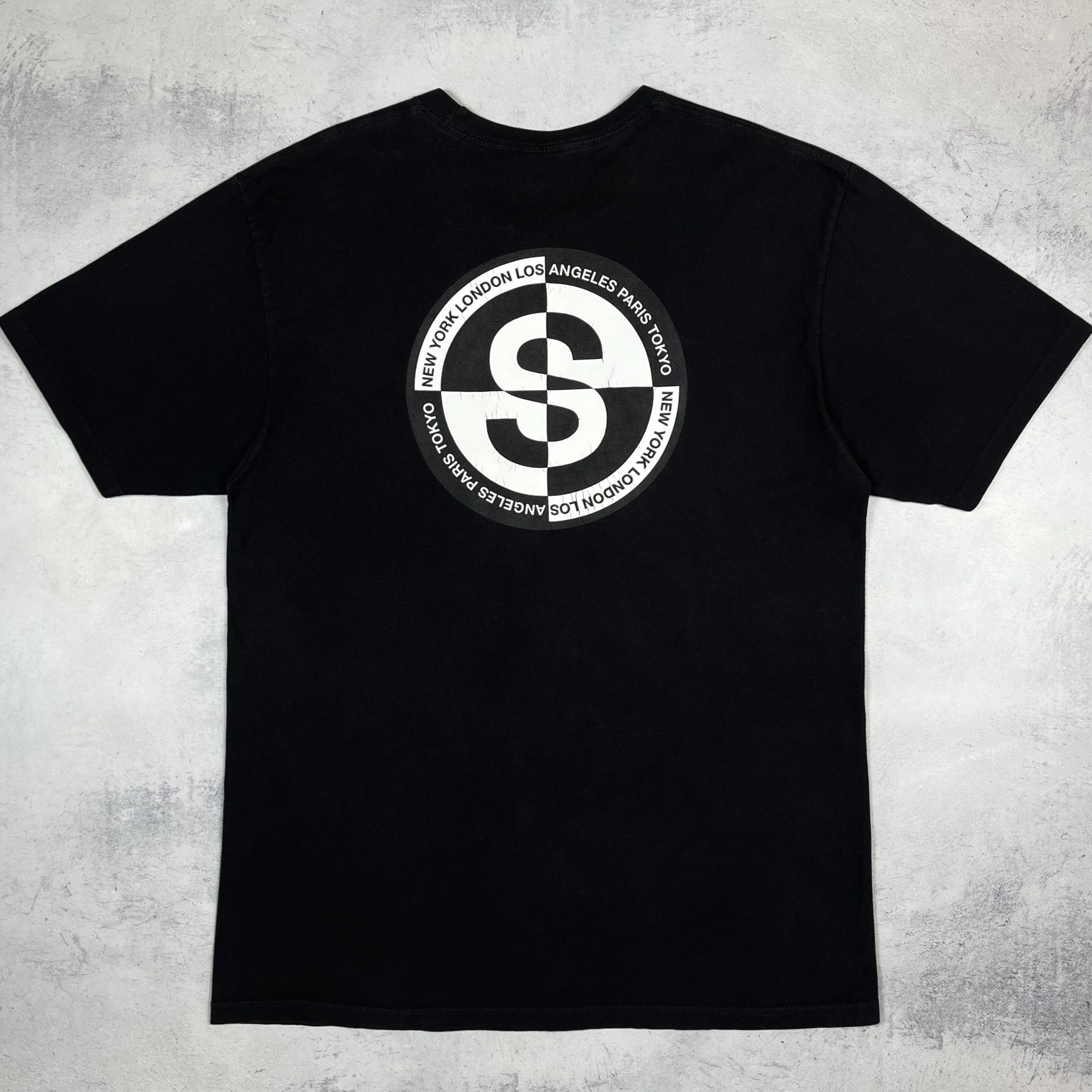 Stussy Vintage Stussy Tour Y2K Big Logo T Shirt 00’s Size US L / EU 52-54 / 3 - 2 Thumbnail