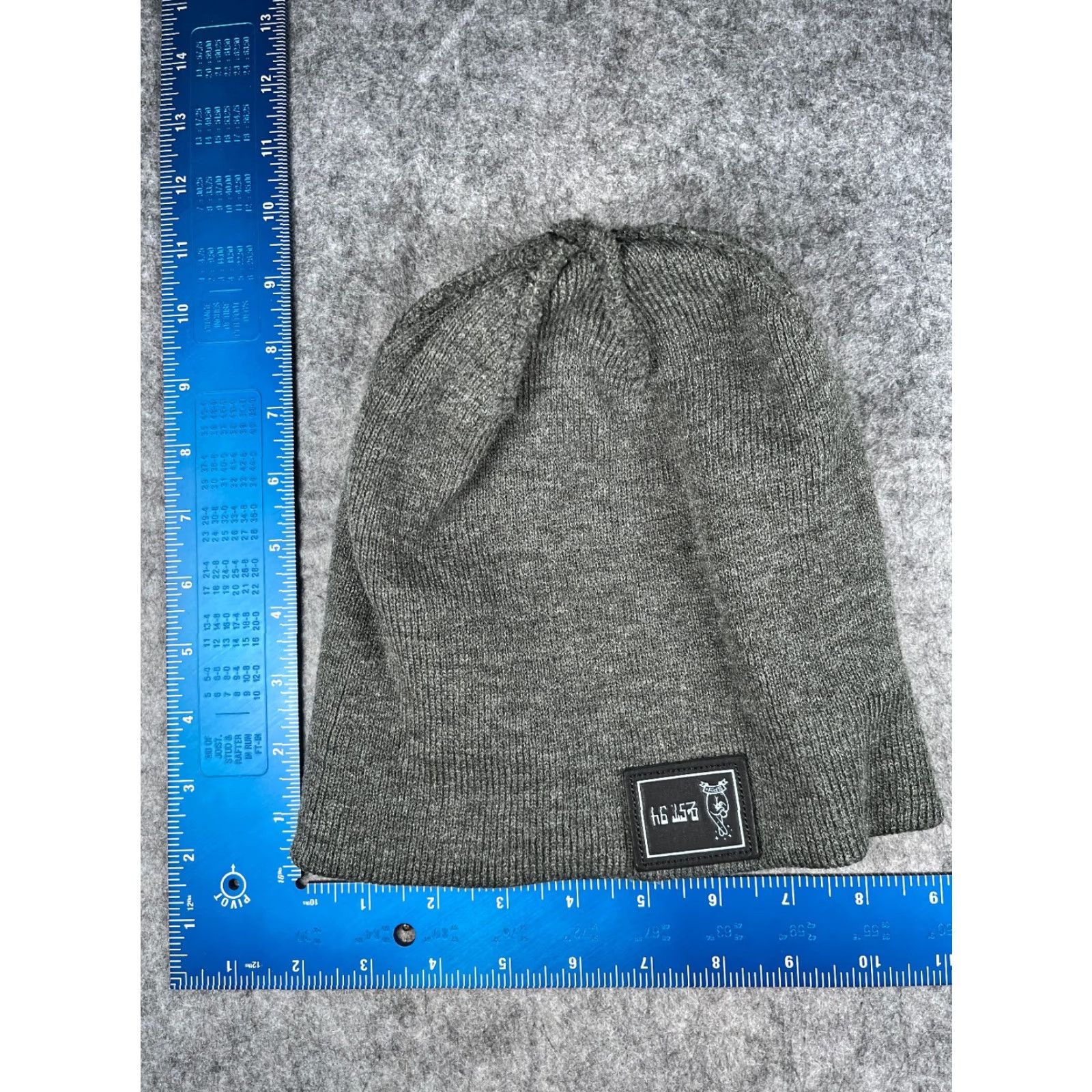 Vintage Spy+ Beanie Adult One Size Gray Knit Hat/Cap Wool Acrylic Polypropylene Blend Est 94 Ski Outdoor Men Style Beanie Summer Fall Winter 90s? Size ONE SIZE - 5 Thumbnail