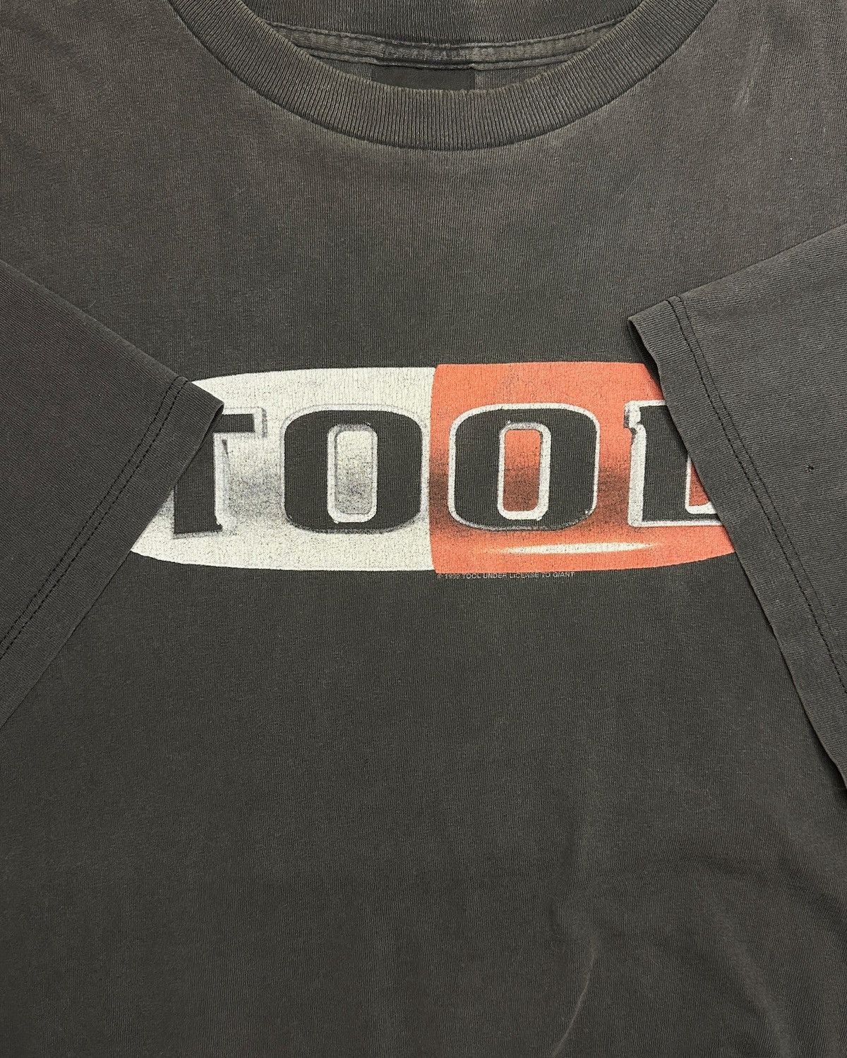 Band Tees Vintage Tool Band “ Pill Brain 1999 Band T-Shirt. Size US XL / EU 56 / 4 - 7 Thumbnail