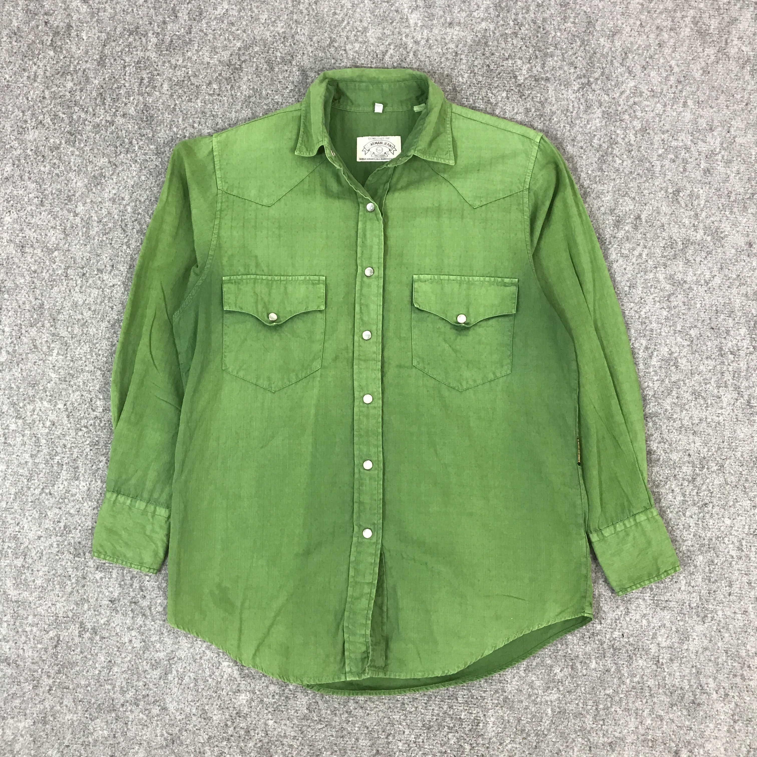 Armani ARMANI JEANS SNAP BUTTOM TSHIRST Size US S / EU 44-46 / 1 - 1 Thumbnail