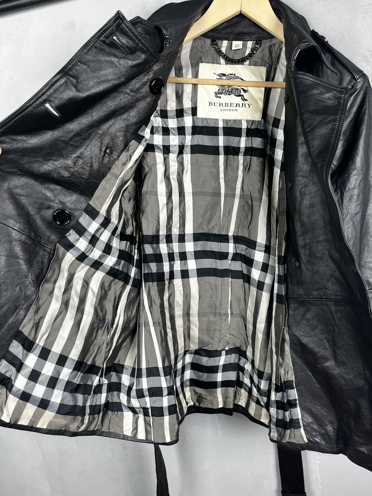Burberry Burberry avant garde y2k leather coat jacket RARE Size M / US 6-8 / IT 42-44 - 17 Thumbnail