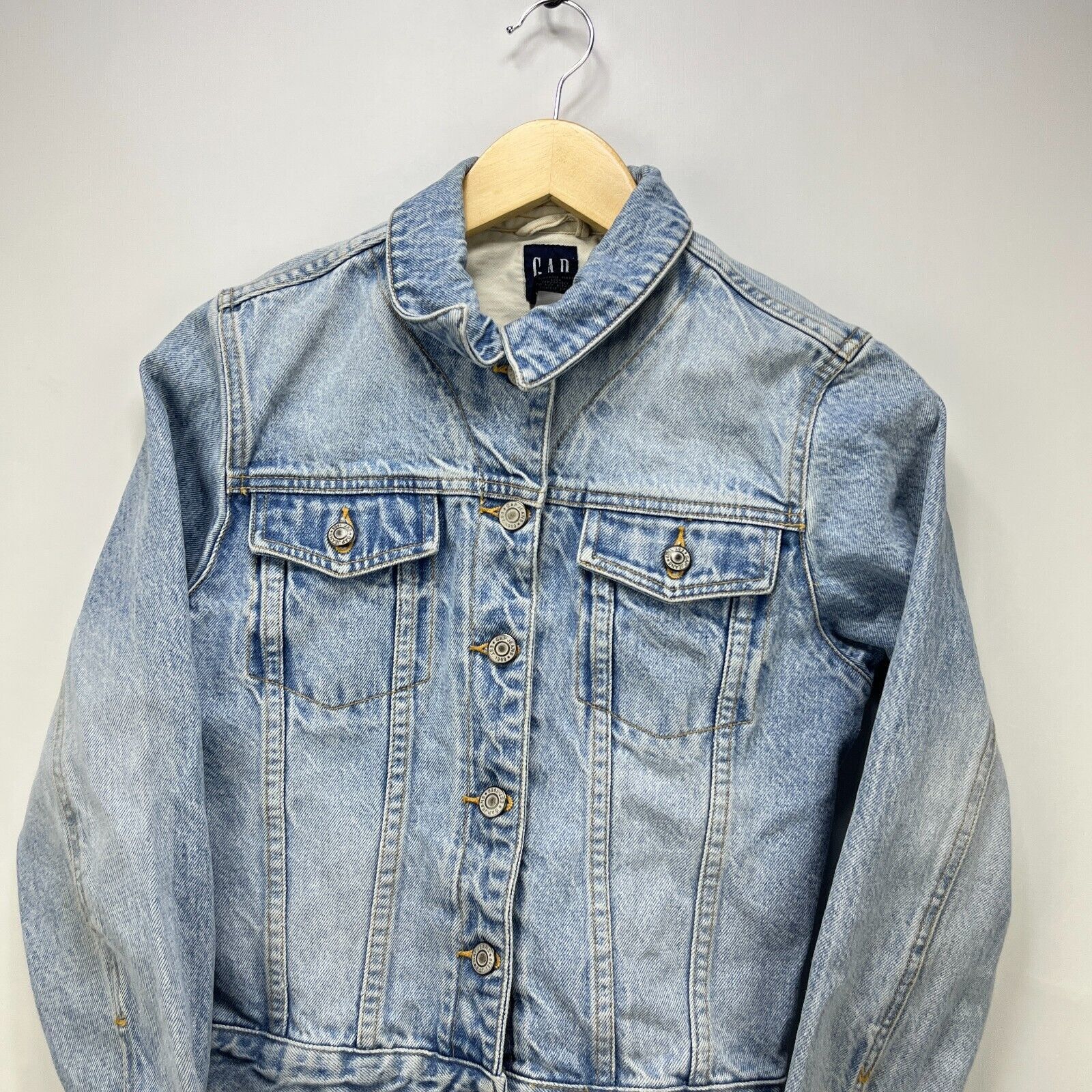 Gap × Vintage Vintage Gap Denim Jacket Light Wash Womens Small Retro Y2K Size S / US 4 / IT 40 - 2 Thumbnail