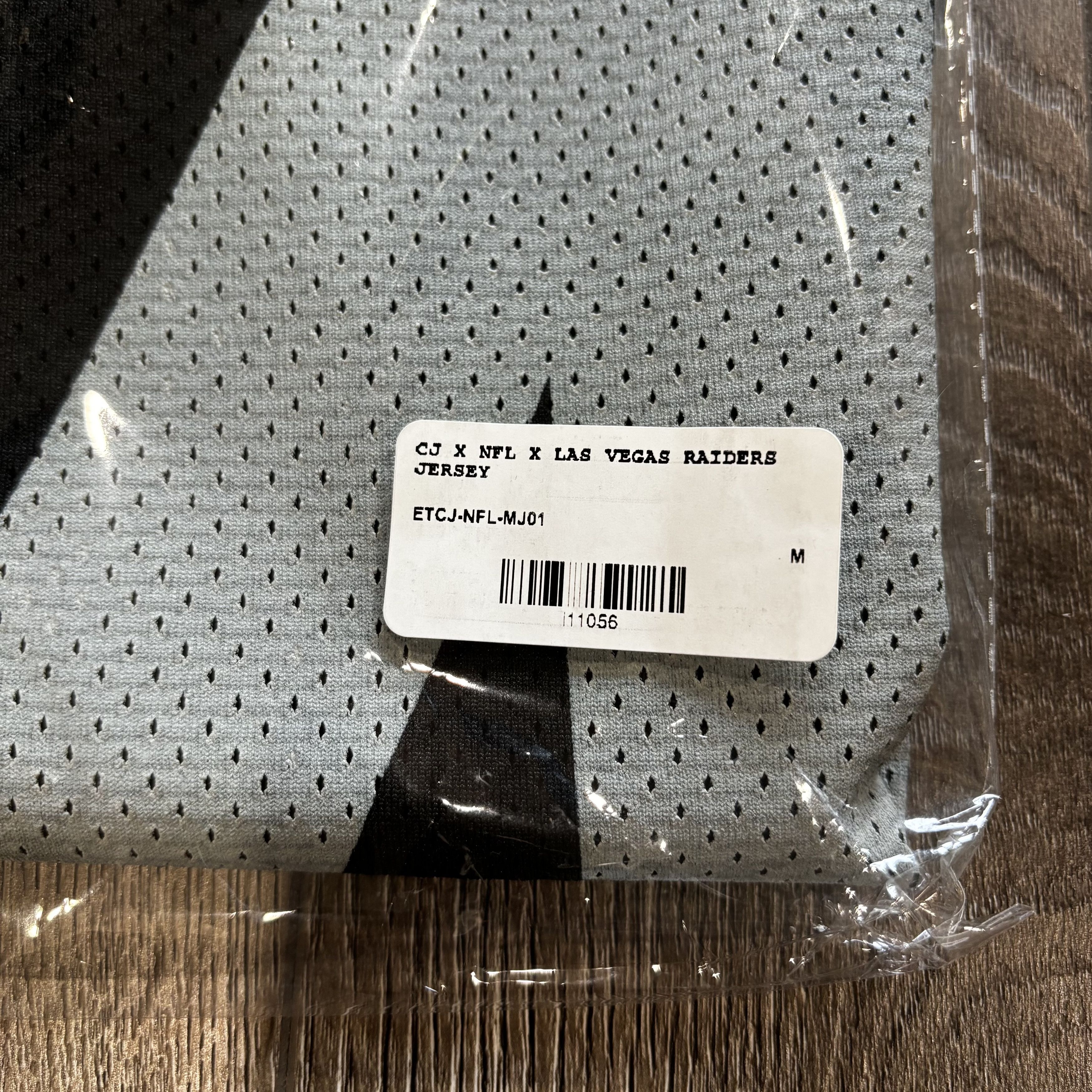 NFL × Travis Scott Cactus Jack Travis Scott NFL Las Vegas Raiders Jersey Size M Size US M / EU 48-50 / 2 - 3 Thumbnail