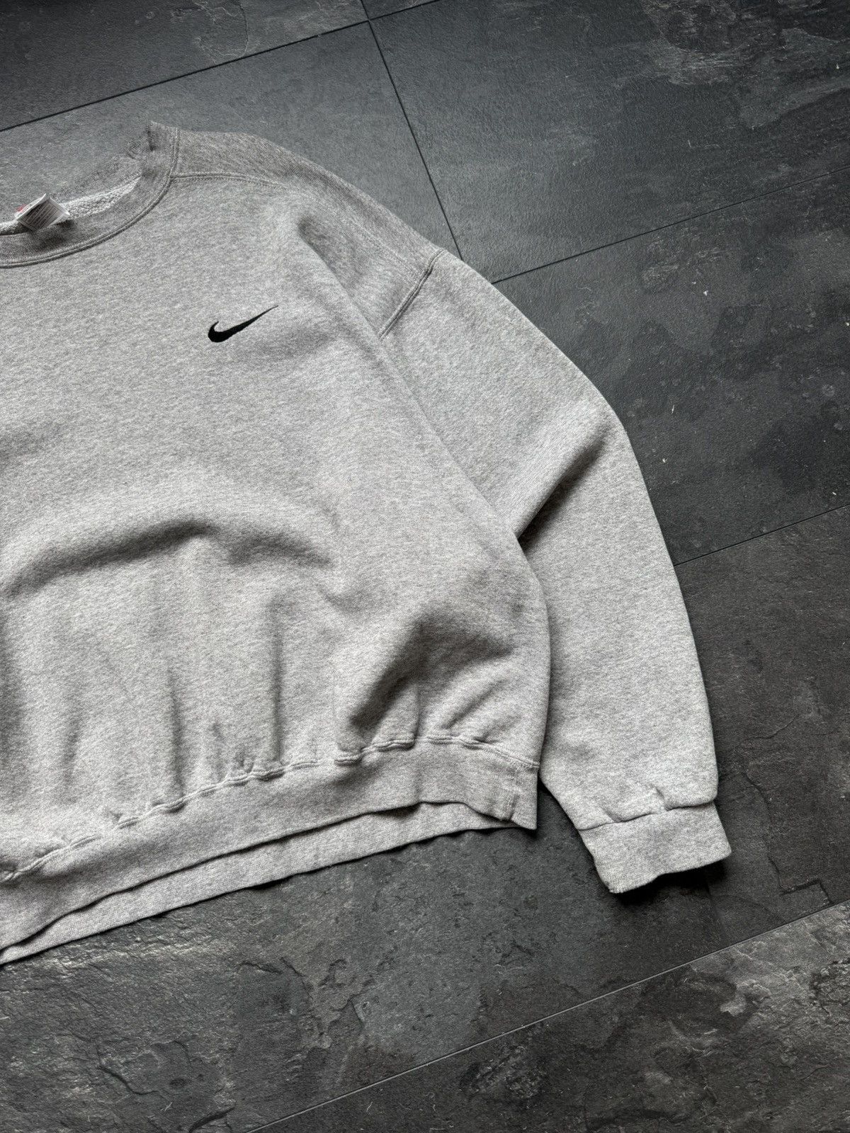 Nike × Vintage Nike vintage rare mini swoosh Nike oversize sweatshirt Size US L / EU 52-54 / 3 - 3 Thumbnail