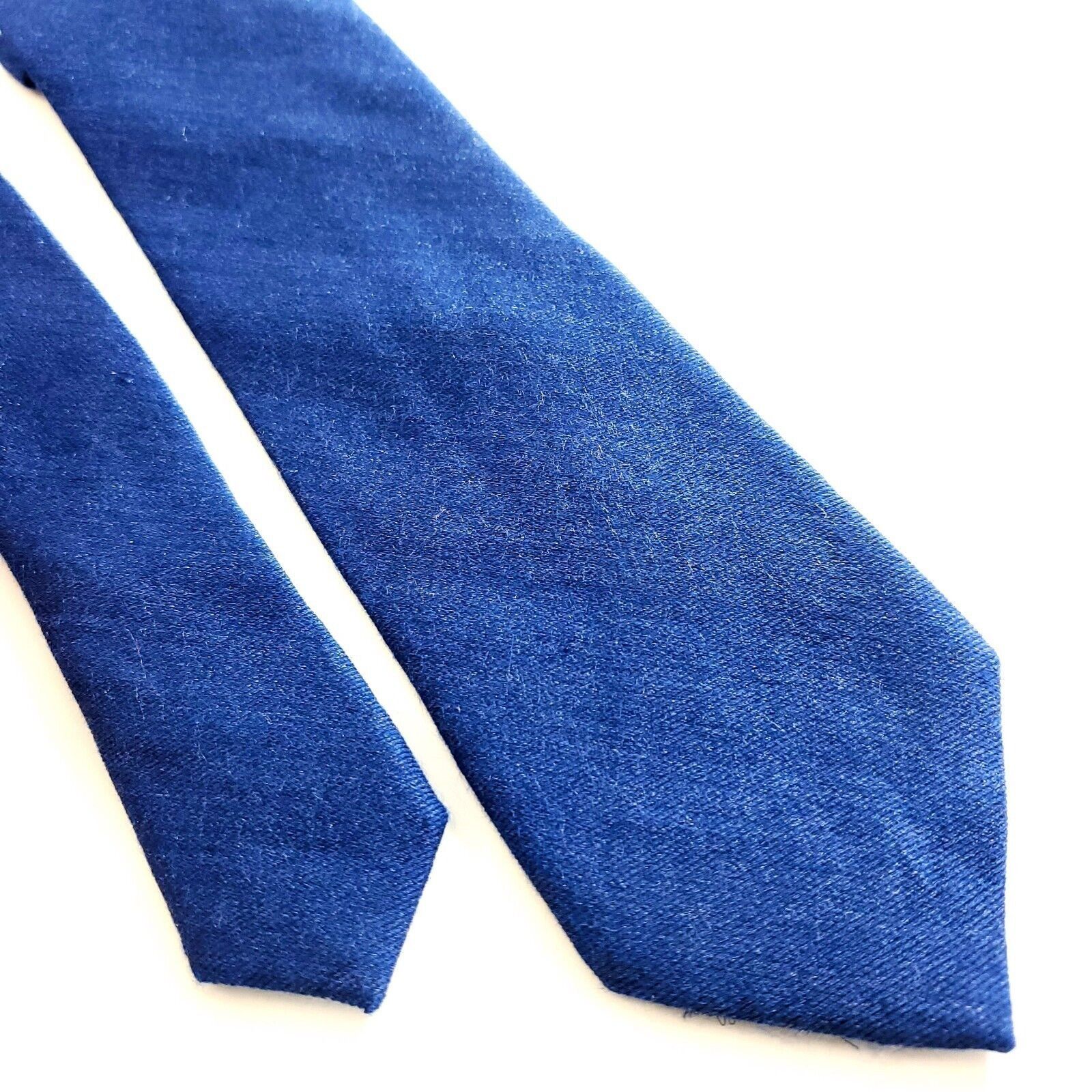 J Ferrar JF J. Jerrar Polyester Rayon Solid Blue Skinny Silk Tie Size ONE SIZE - 1 Thumbnail
