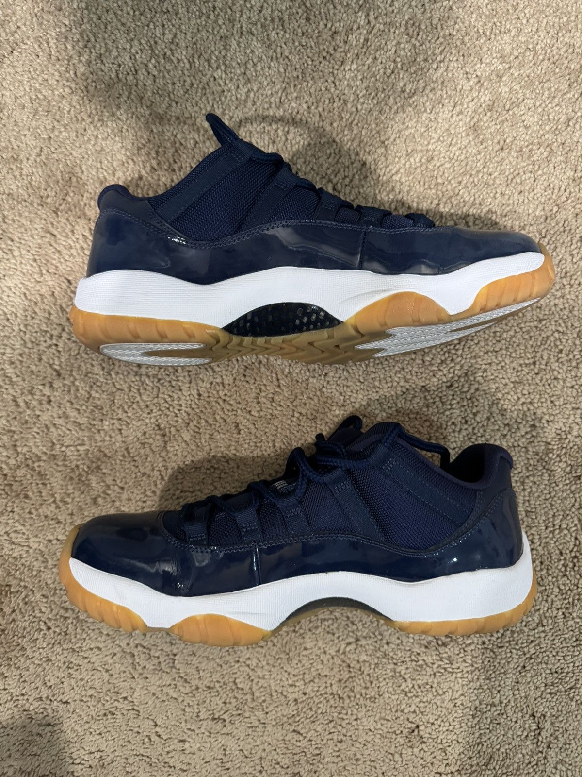 Jordan 11 Low Navy Gum 2016